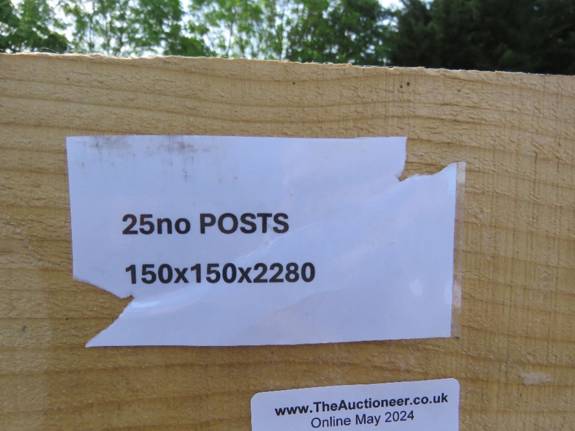 25NO LARGE TREATED TIMBER POSTS 150MMX 150MM @2280MM LENGTH APPROX. - Image 4 of 4