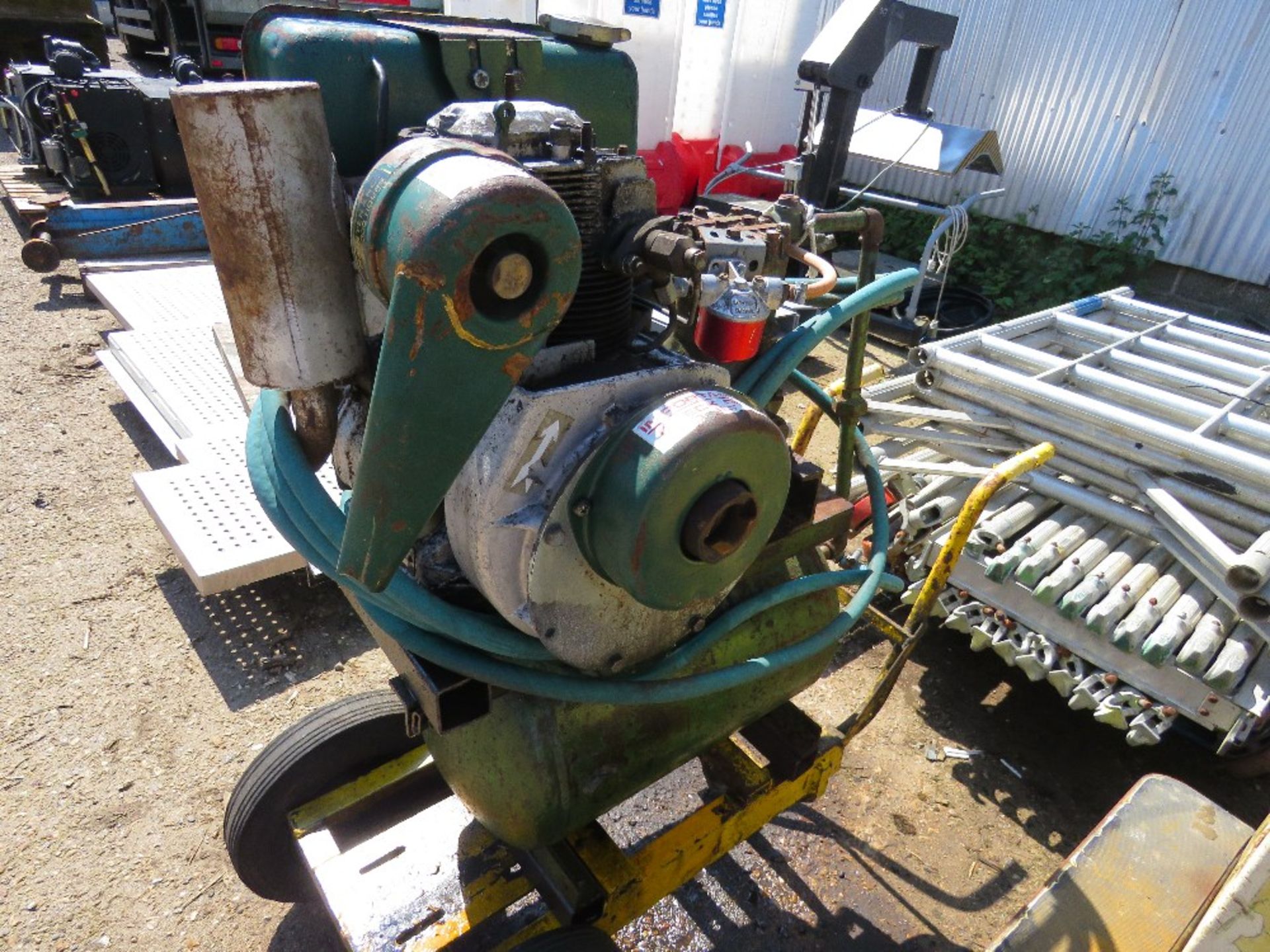 OLD DIESEL ENGINED COMPRESSOR ON WHEELS.....THIS LOT IS SOLD UNDER THE AUCTIONEERS MARGIN SCHEME, TH - Image 5 of 8