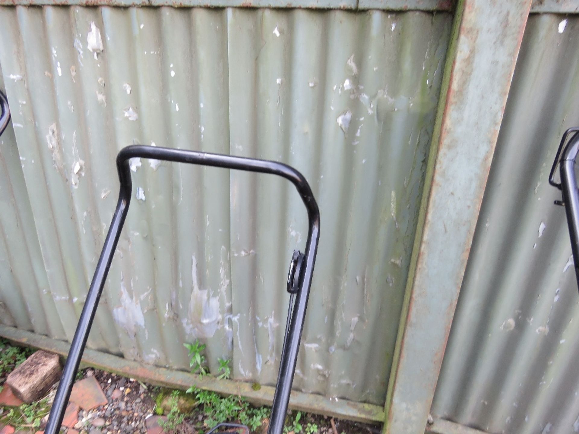 HAYTER PETROL ENGINED MOWER WITH COLLECTOR. ....THIS LOT IS SOLD UNDER THE AUCTIONEERS MARGIN SCHEME - Image 4 of 4