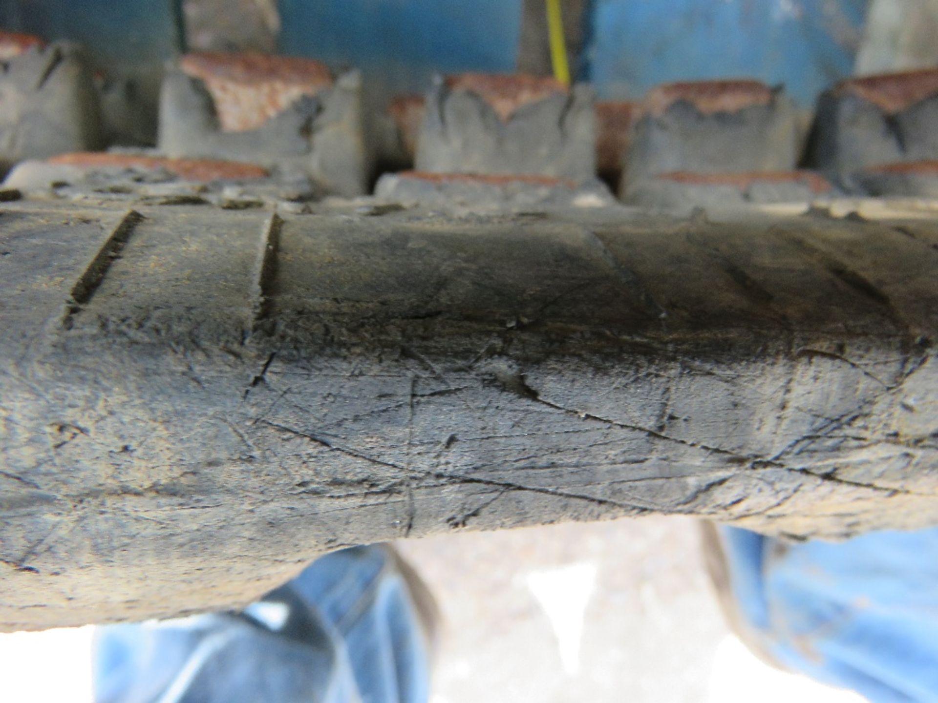 3 X MINI EXCAVATOR RUBBER TRACKS.....THIS LOT IS SOLD UNDER THE AUCTIONEERS MARGIN SCHEME, THEREFORE - Image 6 of 6