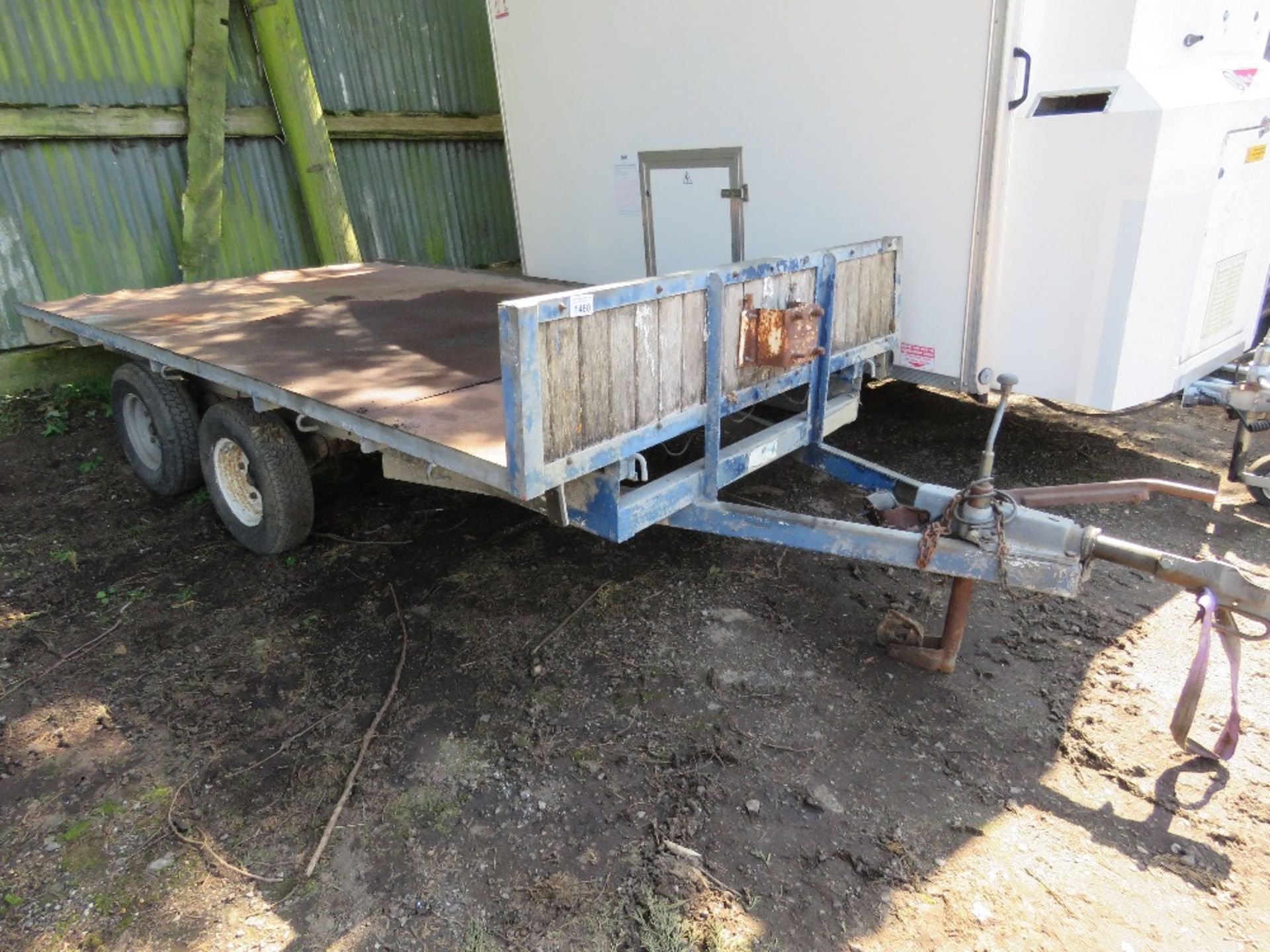 TWIN AXLED FLAT TRAILER, 10FT LENGTH APPROX, BALL HITCH COUPLING. - Image 2 of 9