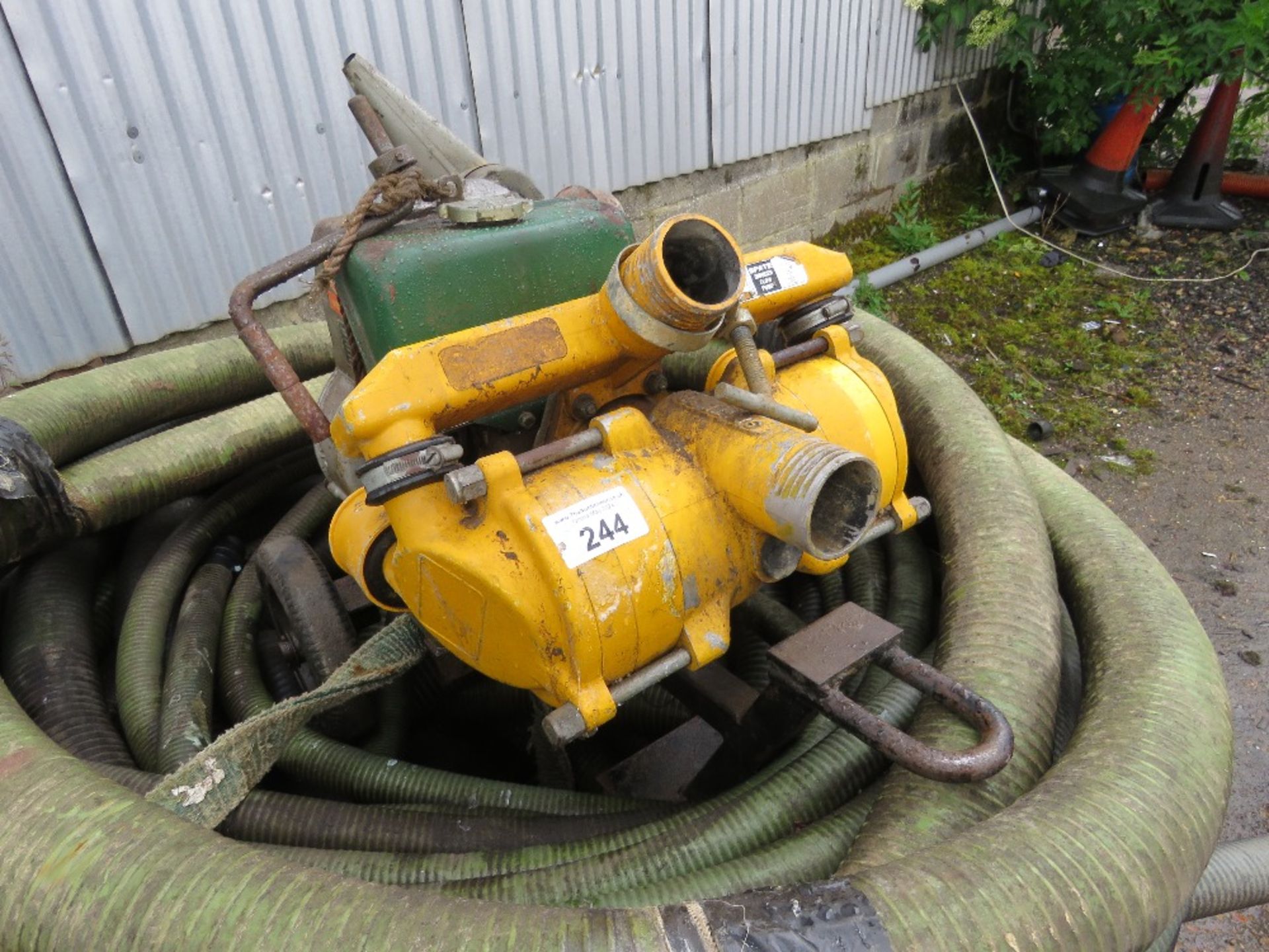 SPATE DIESEL WATER PUMP PLUS A PALLET OF SUCTION HOSES.....THIS LOT IS SOLD UNDER THE AUCTIONEERS MA - Image 3 of 5
