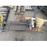 2 X PALLET TRUCKS.....THIS LOT IS SOLD UNDER THE AUCTIONEERS MARGIN SCHEME, THEREFORE NO VAT WILL BE