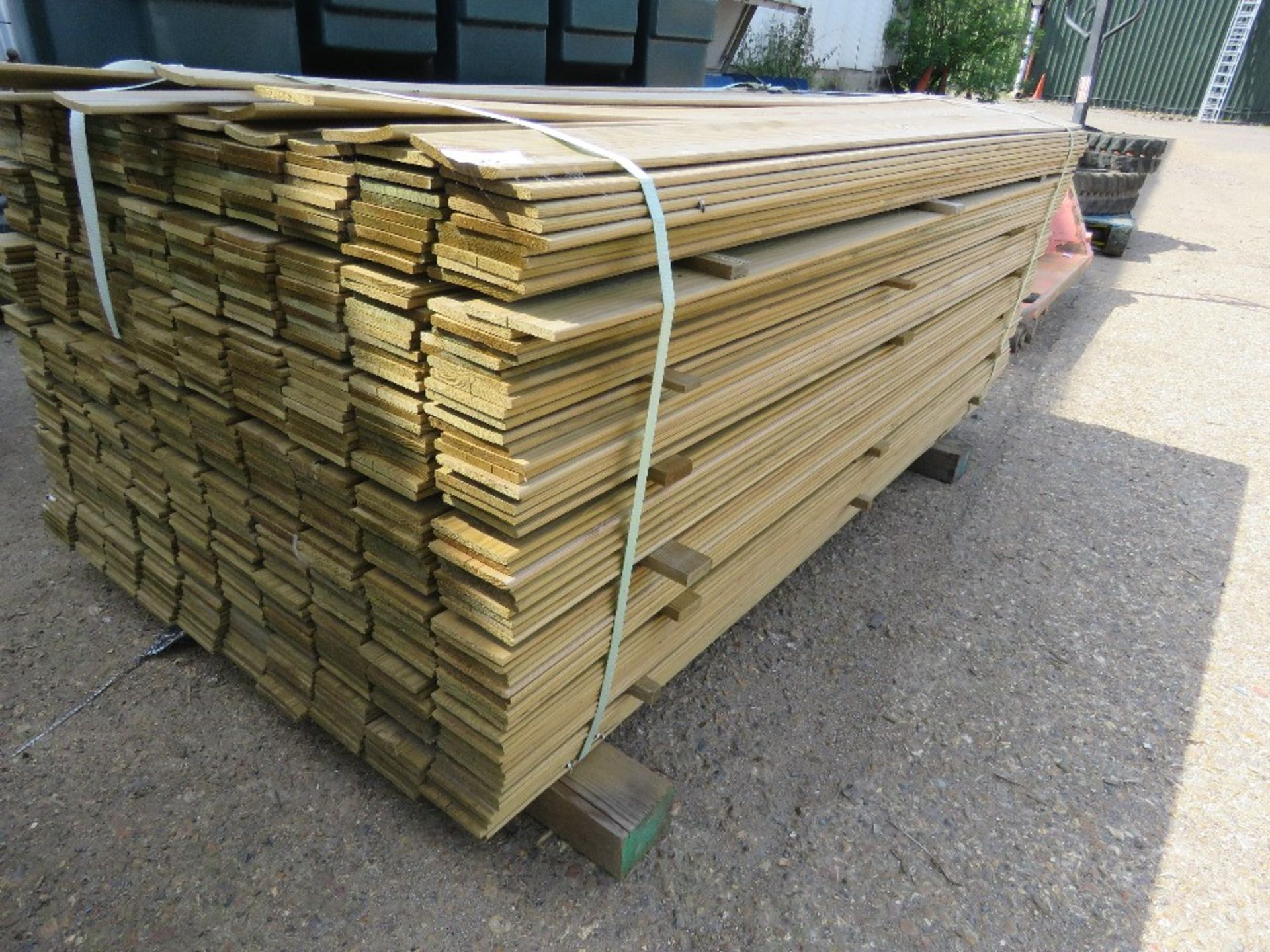 LARGE PACK OF PRESSURE TREATED HIT AND MISS FENCE CLADDING BOARDS 1.74M X 100MM APPROX. ....THIS LOT