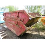 2NO CHAIN LIFT WASTE SKIPS, 8 YARD CAPACITY APPROX. SOURCED FROM COMPANY LIQUIDATION.