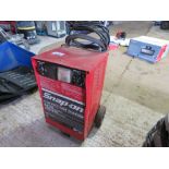 SNAPON 12/24VOLT CHARGER UNIT.....THIS LOT IS SOLD UNDER THE AUCTIONEERS MARGIN SCHEME, THEREFORE NO