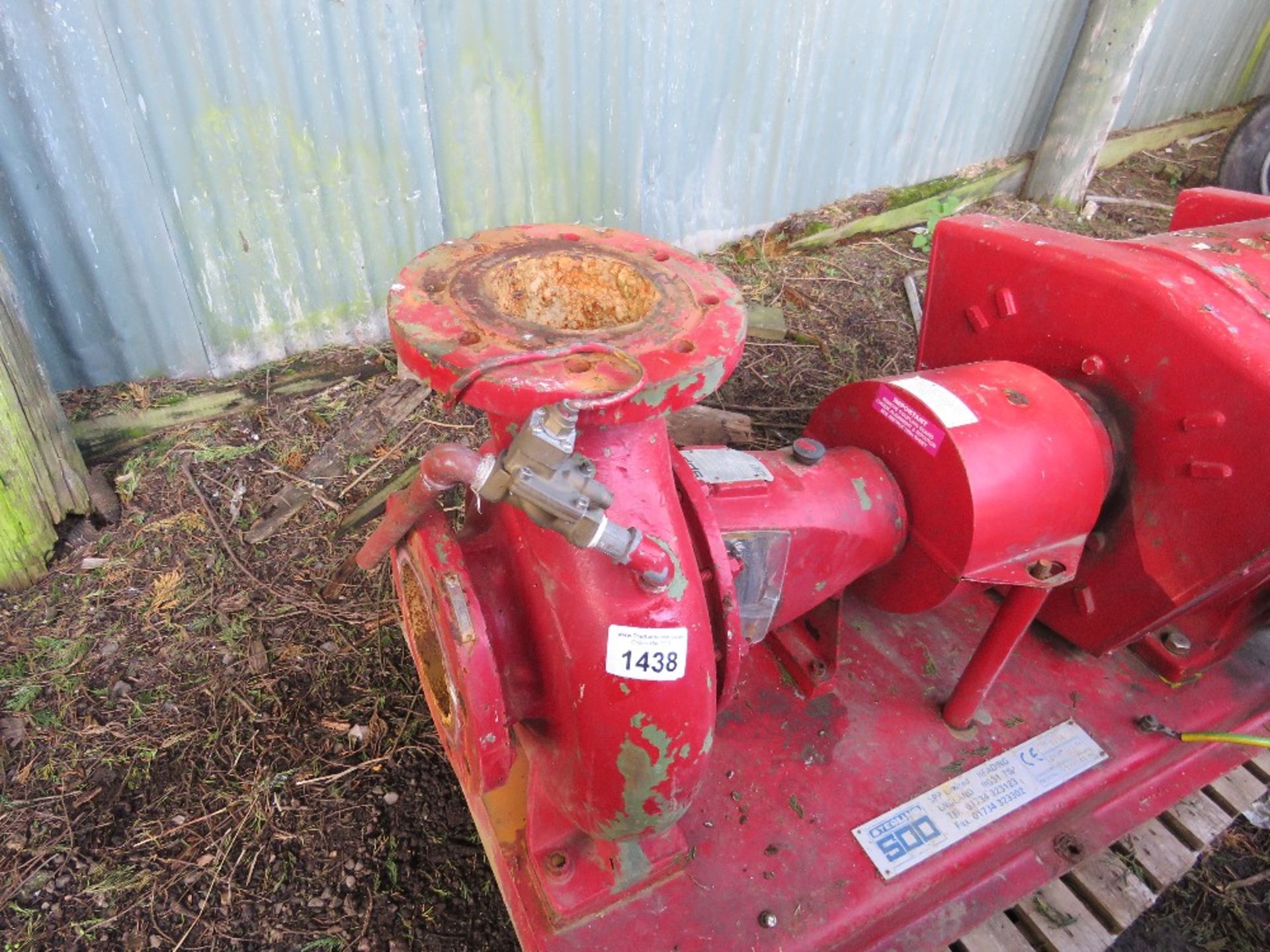 STERLING 3 PHASE POWERED FIRE PUMP. POWERED BY BROOK HANSEN 132KW MOTOR.....THIS LOT IS SOLD UNDER T - Image 4 of 8