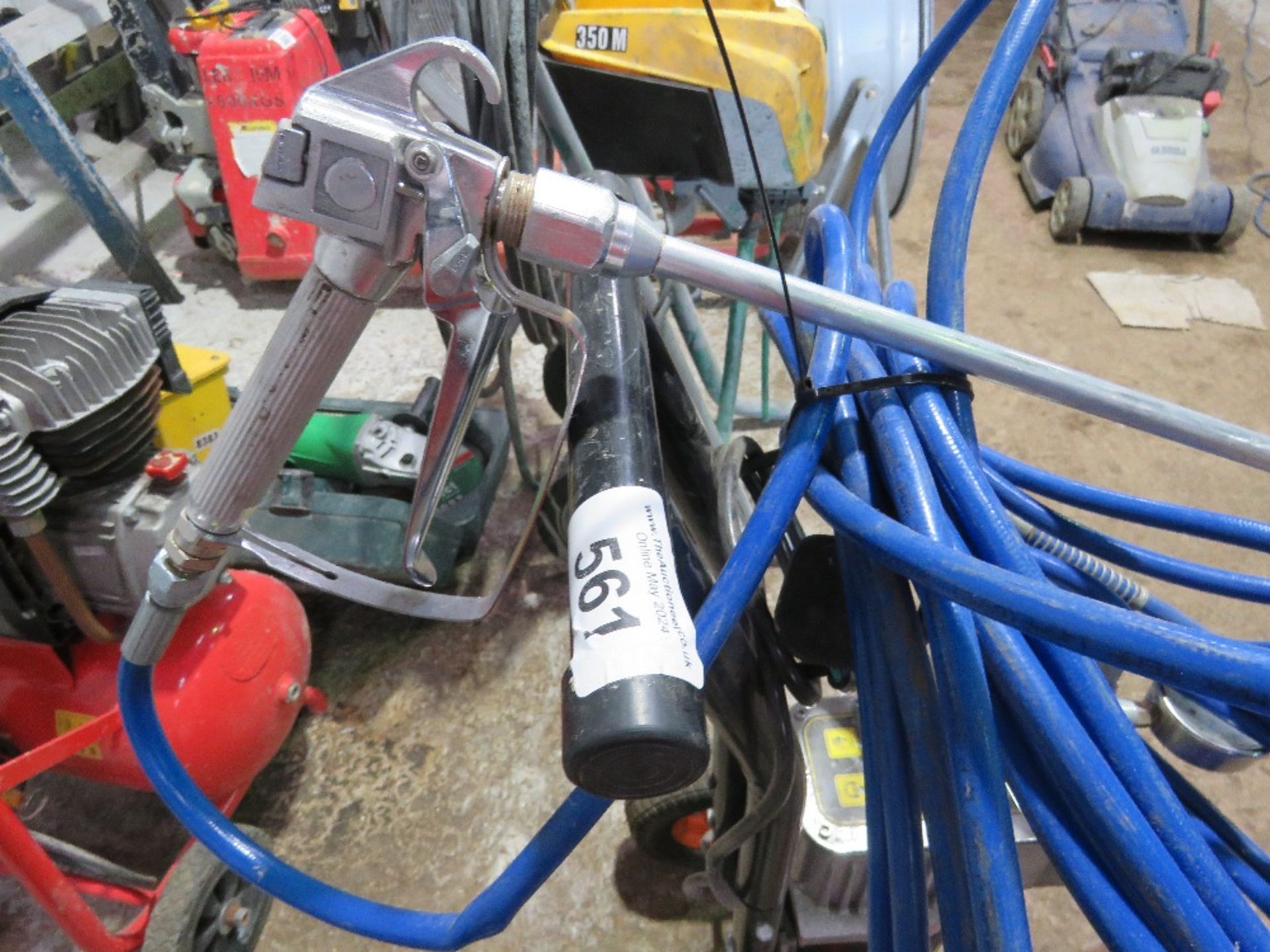 AIRLESS SPRAYER UNIT, 240VOLT POWERED.....THIS LOT IS SOLD UNDER THE AUCTIONEERS MARGIN SCHEME, THER - Image 6 of 6