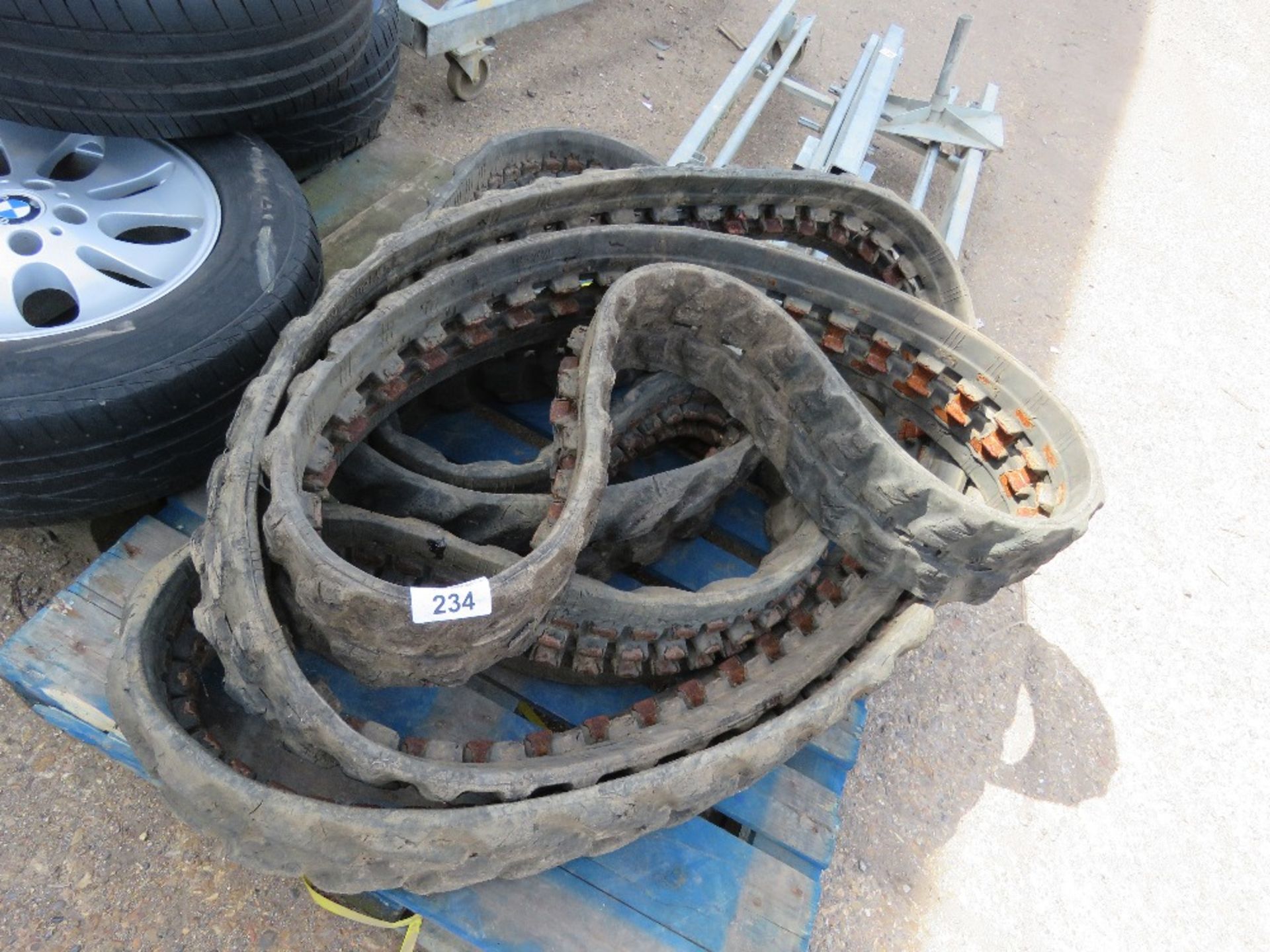 3 X MINI EXCAVATOR RUBBER TRACKS.....THIS LOT IS SOLD UNDER THE AUCTIONEERS MARGIN SCHEME, THEREFORE