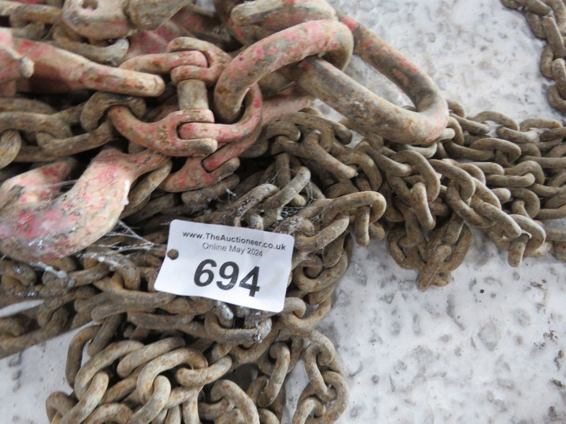 SET OF 4 LEGGED CHAIN BROTHERS WITH SHORTENERS, 8FT LENGTH APPROX.....THIS LOT IS SOLD UNDER THE AUC - Image 2 of 2