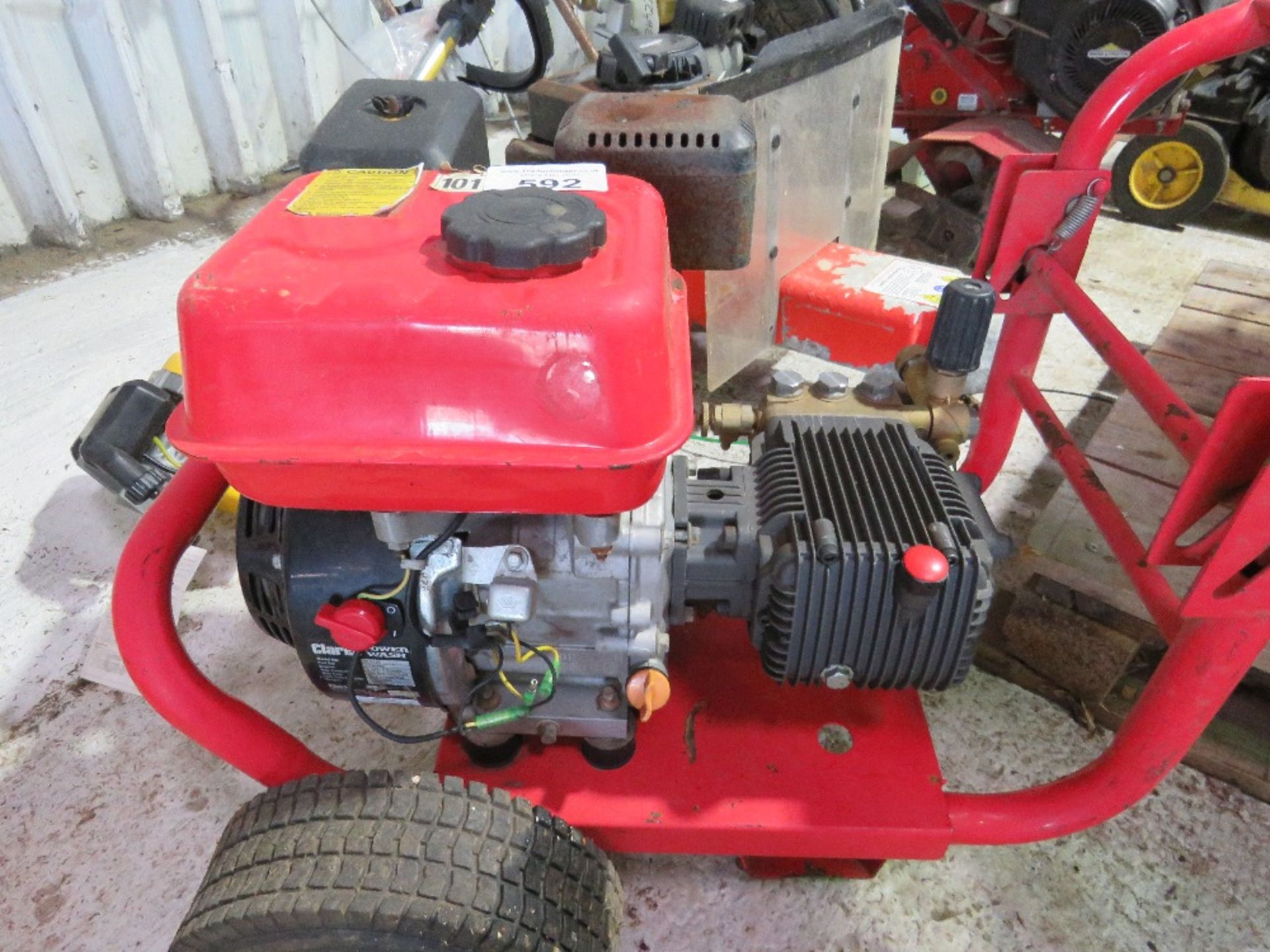 PETROL ENGINED POWER WASHER, NO HOSE OR LANCE.....THIS LOT IS SOLD UNDER THE AUCTIONEERS MARGIN SCHE - Image 2 of 4