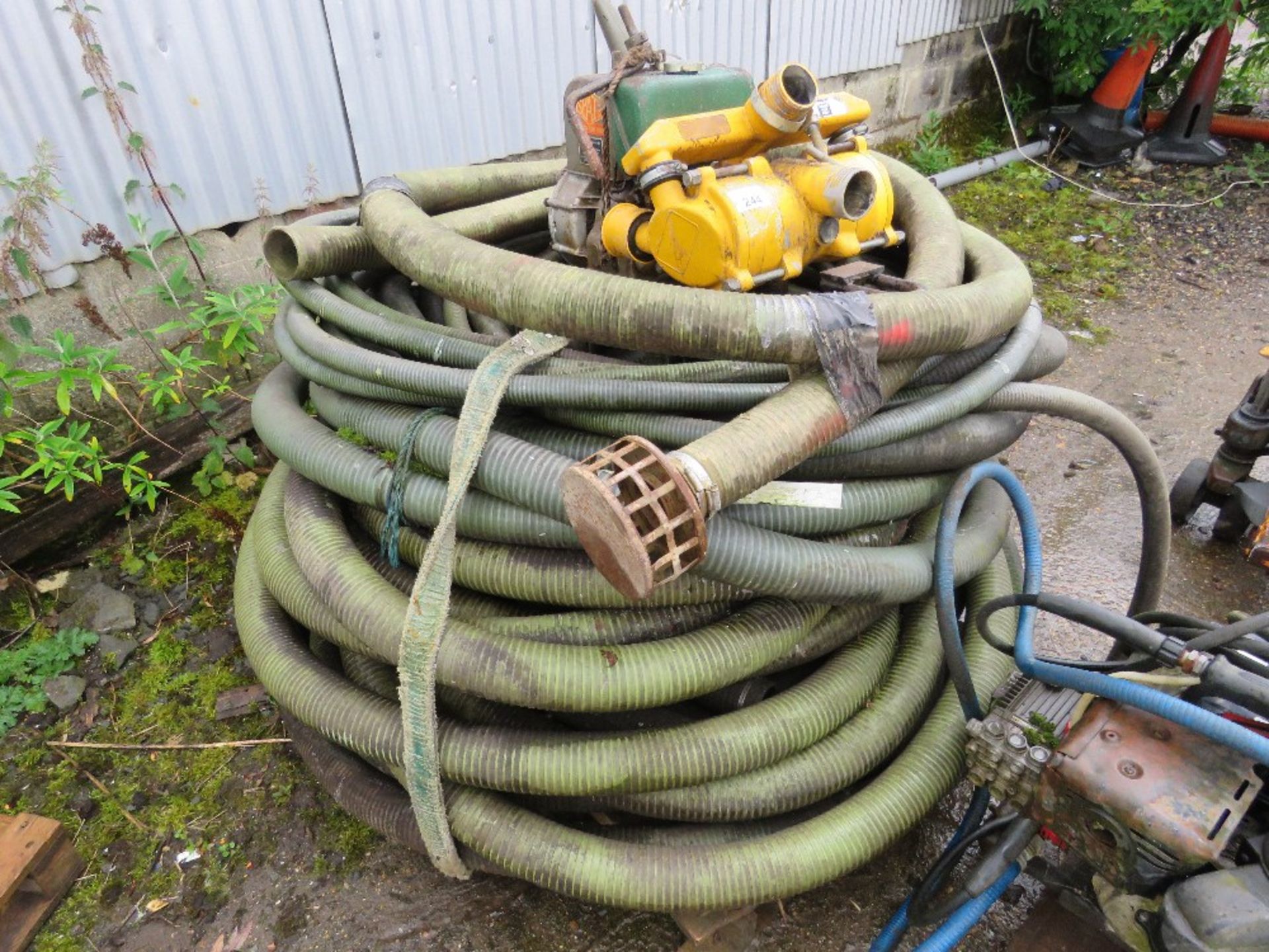 SPATE DIESEL WATER PUMP PLUS A PALLET OF SUCTION HOSES.....THIS LOT IS SOLD UNDER THE AUCTIONEERS MA - Image 2 of 5