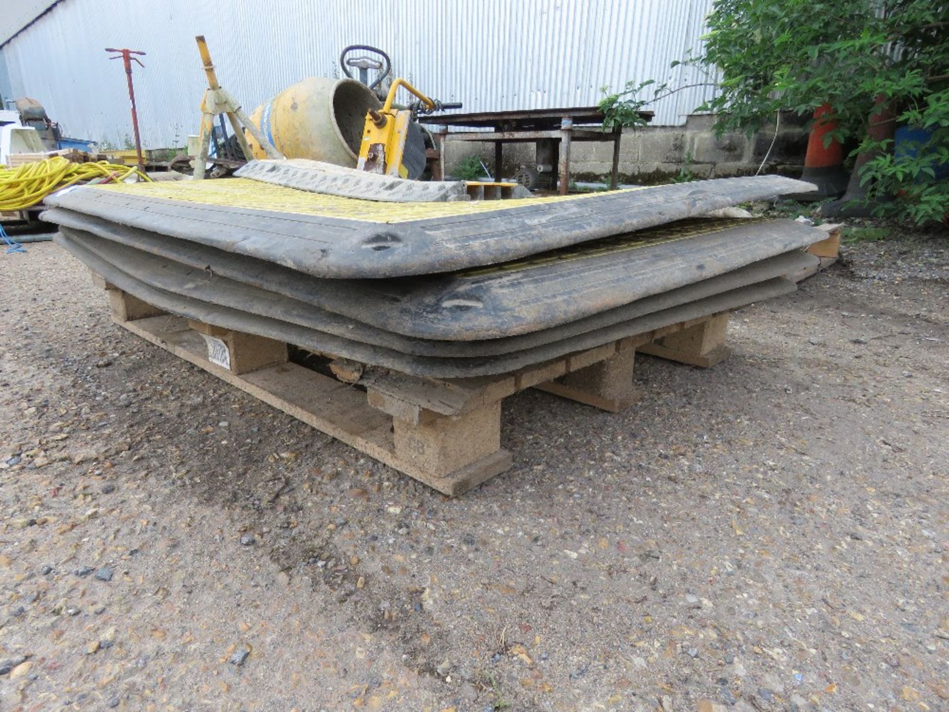 PALLET OF GRP CROSSING PLATES. ....THIS LOT IS SOLD UNDER THE AUCTIONEERS MARGIN SCHEME, THEREFORE N - Image 2 of 3