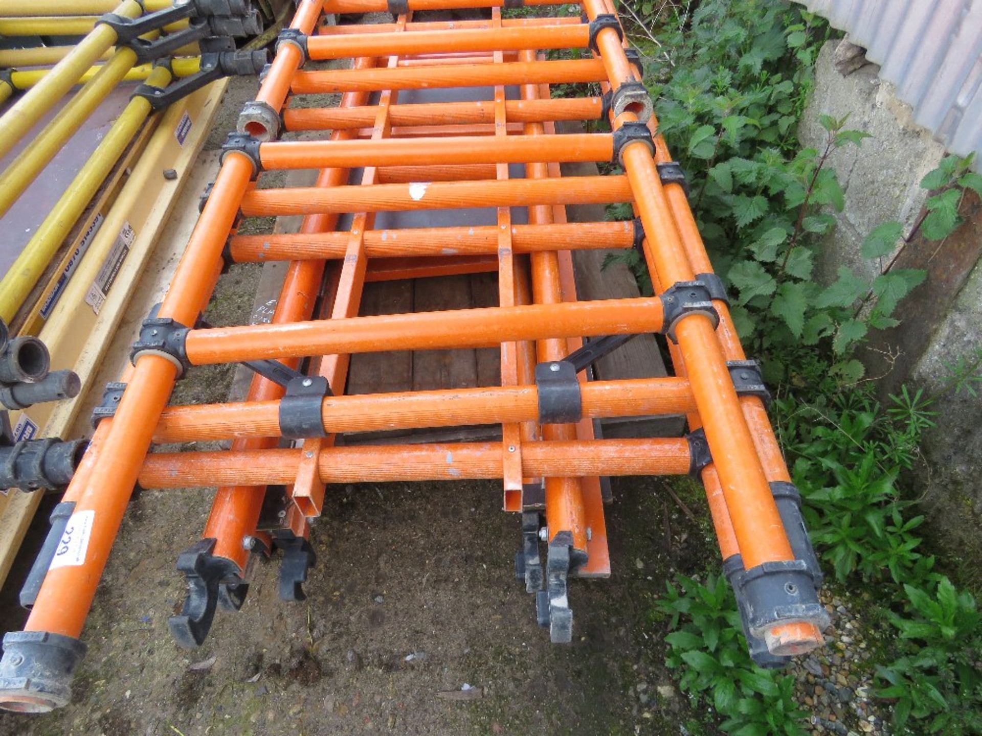 GRP ORANGE COLOURED SCAFFOLD TOWER PARTS AS SHOWN.....THIS LOT IS SOLD UNDER THE AUCTIONEERS MARGIN - Image 3 of 5