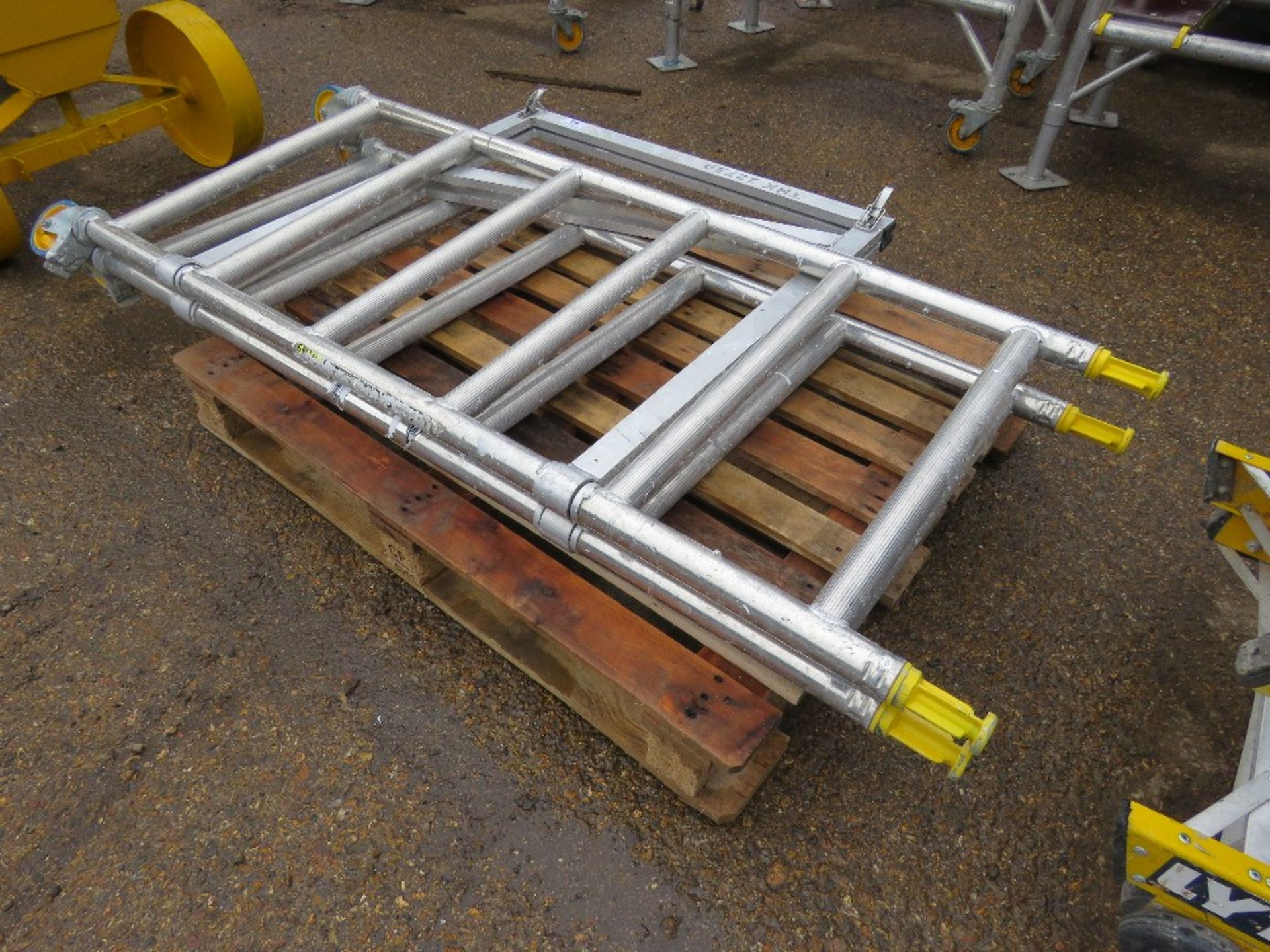 WHEELED QUICK SCAFFOLD FRAME ONLY. THX12739 - Image 4 of 4
