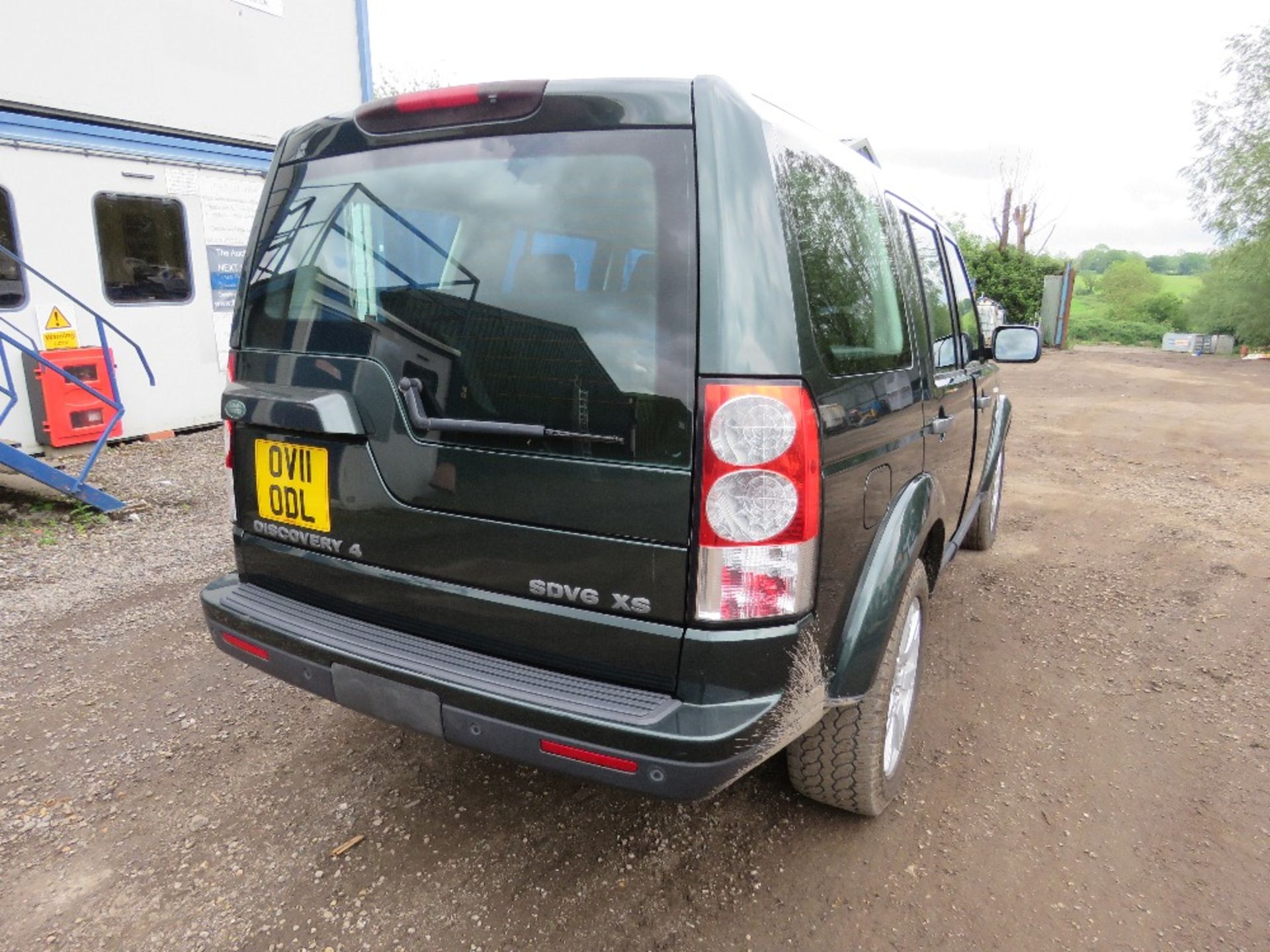 LANDROVER DISCOVERY 4 SDV6 XS 7 SEAT CAR REG:OV11 ODL. WITH V5 AND MOT UNTIL 19/09/24. 3 X KEYS. AU - Image 9 of 21