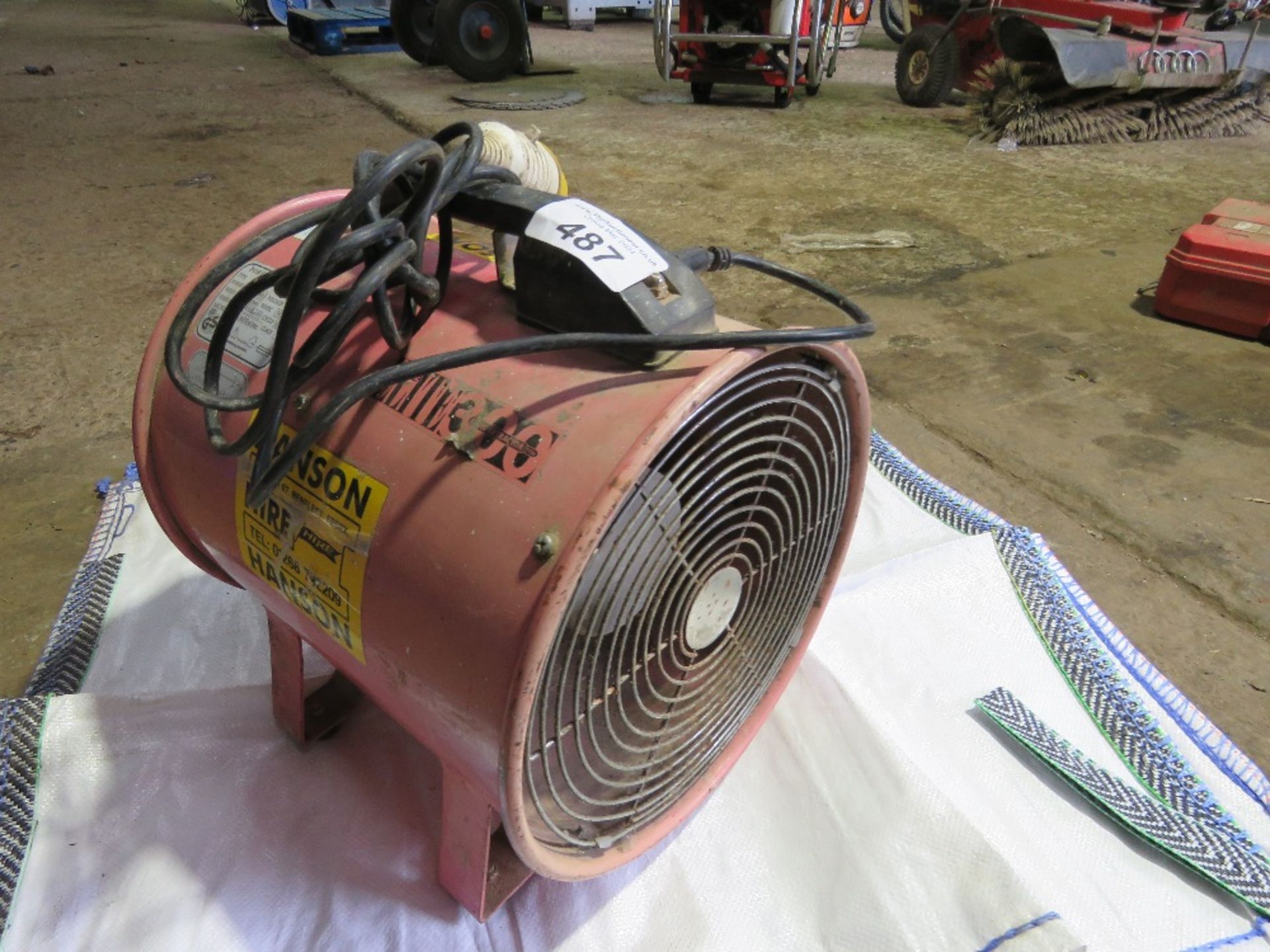 AIR CIRCULATION FAN, 110VOLT POWERED.....THIS LOT IS SOLD UNDER THE AUCTIONEERS MARGIN SCHEME, THERE