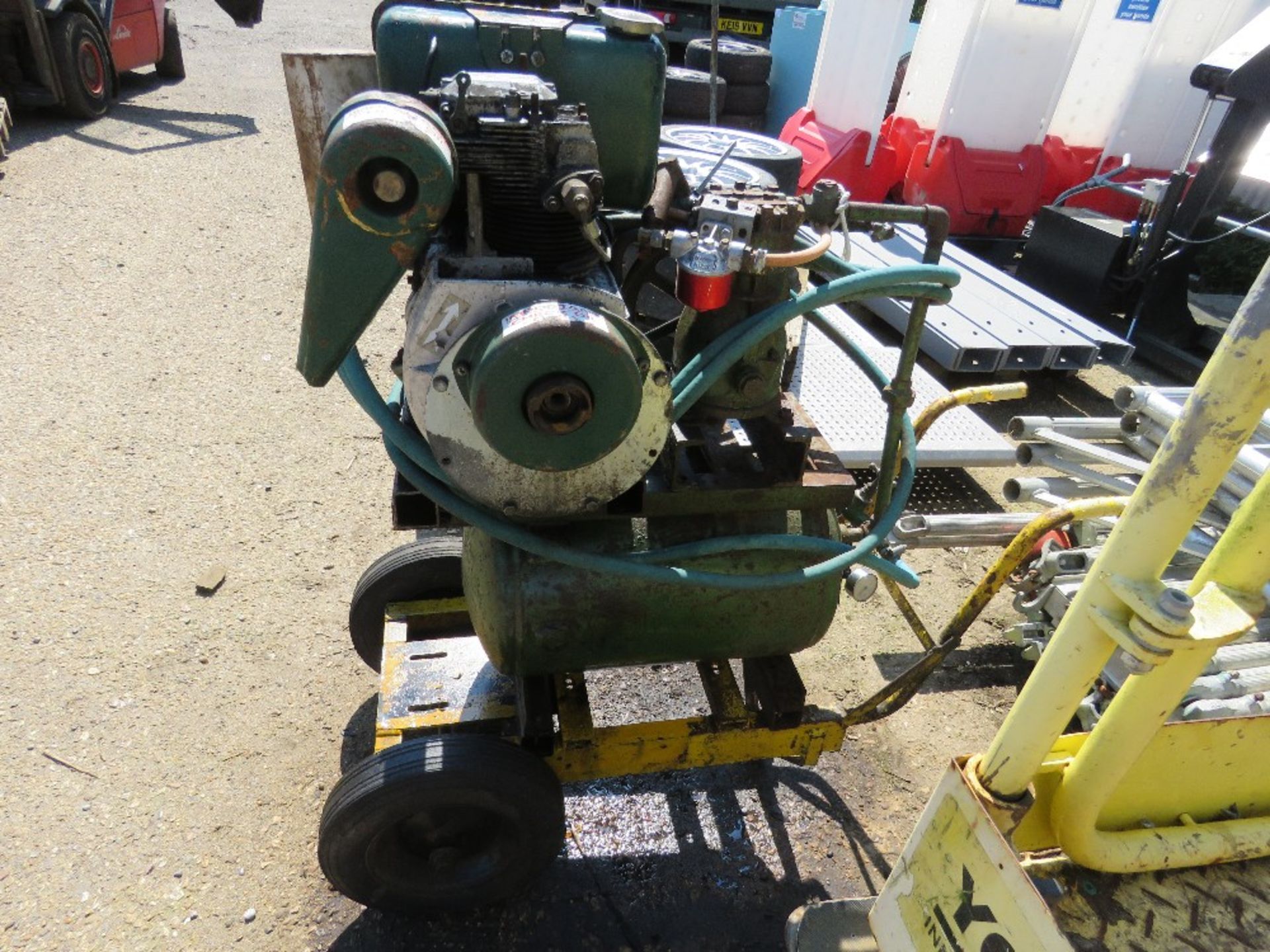 OLD DIESEL ENGINED COMPRESSOR ON WHEELS.....THIS LOT IS SOLD UNDER THE AUCTIONEERS MARGIN SCHEME, TH - Image 6 of 8
