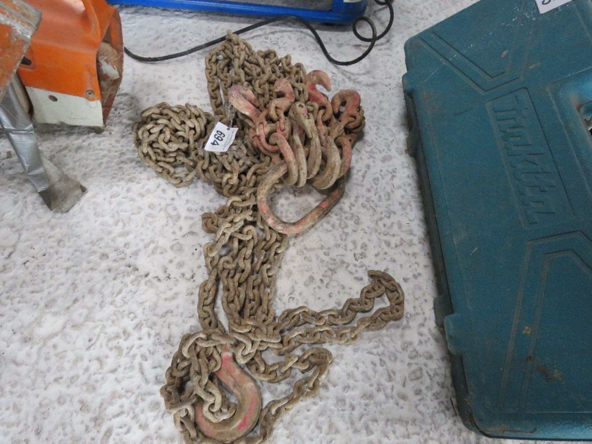 SET OF 4 LEGGED CHAIN BROTHERS WITH SHORTENERS, 8FT LENGTH APPROX.....THIS LOT IS SOLD UNDER THE AUC
