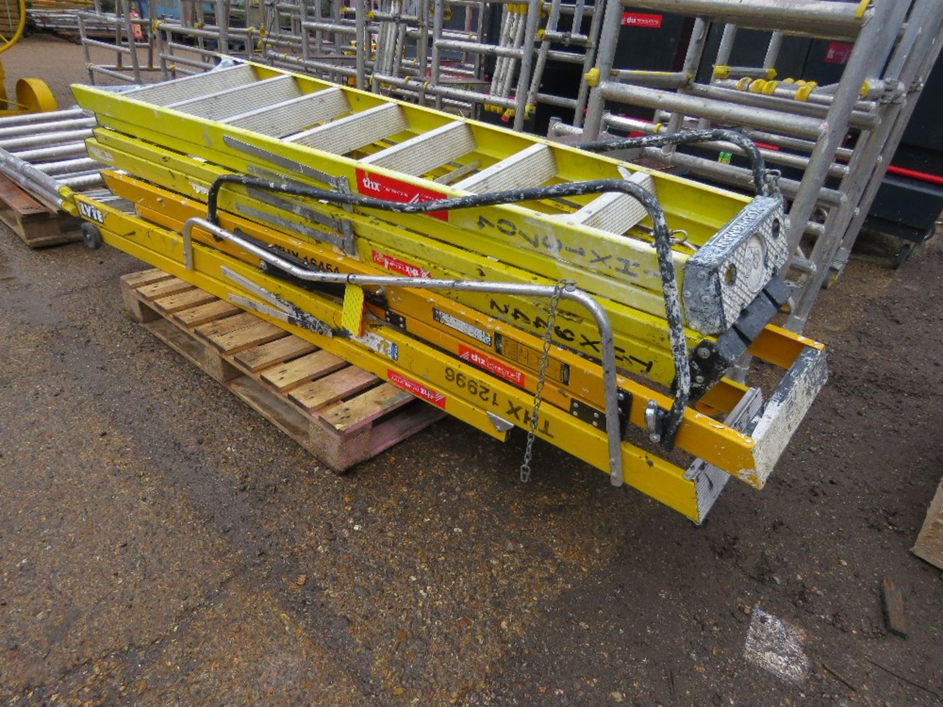 4 X SETS OF GRP STEP LADDERS THX16454,12996,9442,13704 - Image 2 of 4