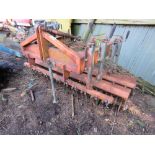SISIS QUADRAPLEX TYPE GROOMER UNIT, TRACTOR MOUNTED, 6FT WIDTH APPROX.....THIS LOT IS SOLD UNDER THE