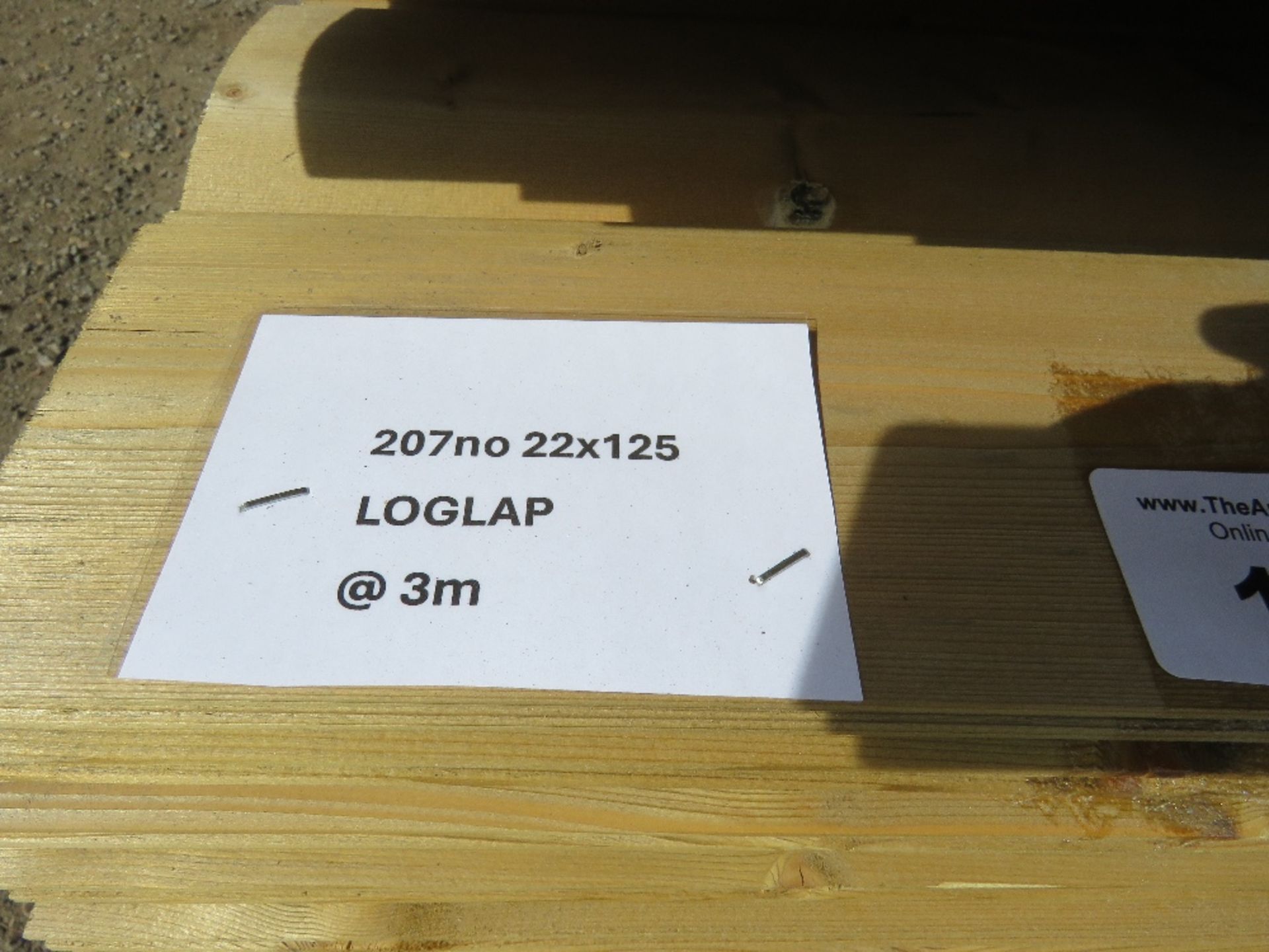 LARGE PACK OF TREATED LOG LAP CLADDING BOARDS 22MM X 125MM @ 3M LENGTH APPROX. 207NO PIECES APPROX - Image 4 of 4