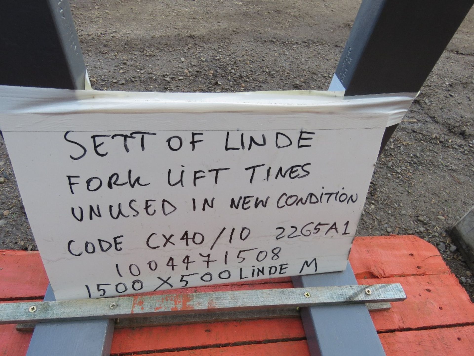 SET OF UNUSED LINDE FORKLIFT TINES 1500 X500 FOR 20" CARRIAGE. ....THIS LOT IS SOLD UNDER THE AUCTIO - Image 4 of 4