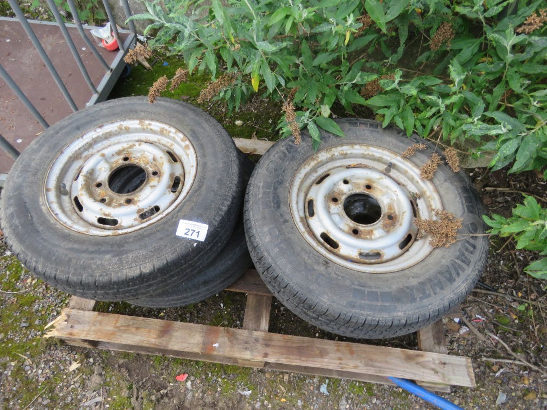 4NO 165R13C TRAILER WHEELS AND TYRES.