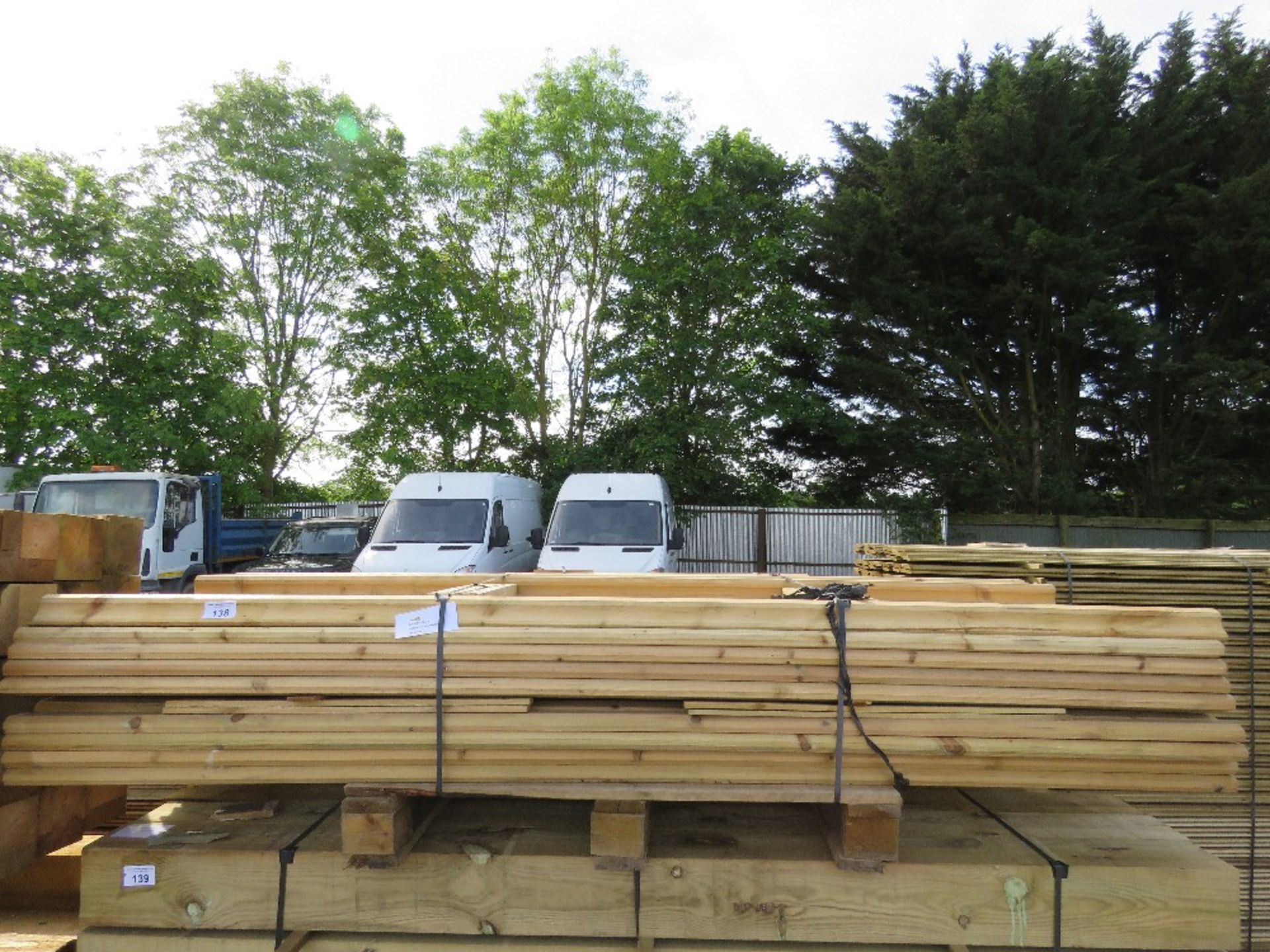 LARGE BUNDLE OF DECKING HANDRAILS @ 2.4M LENGTH APPROX. - Image 2 of 5