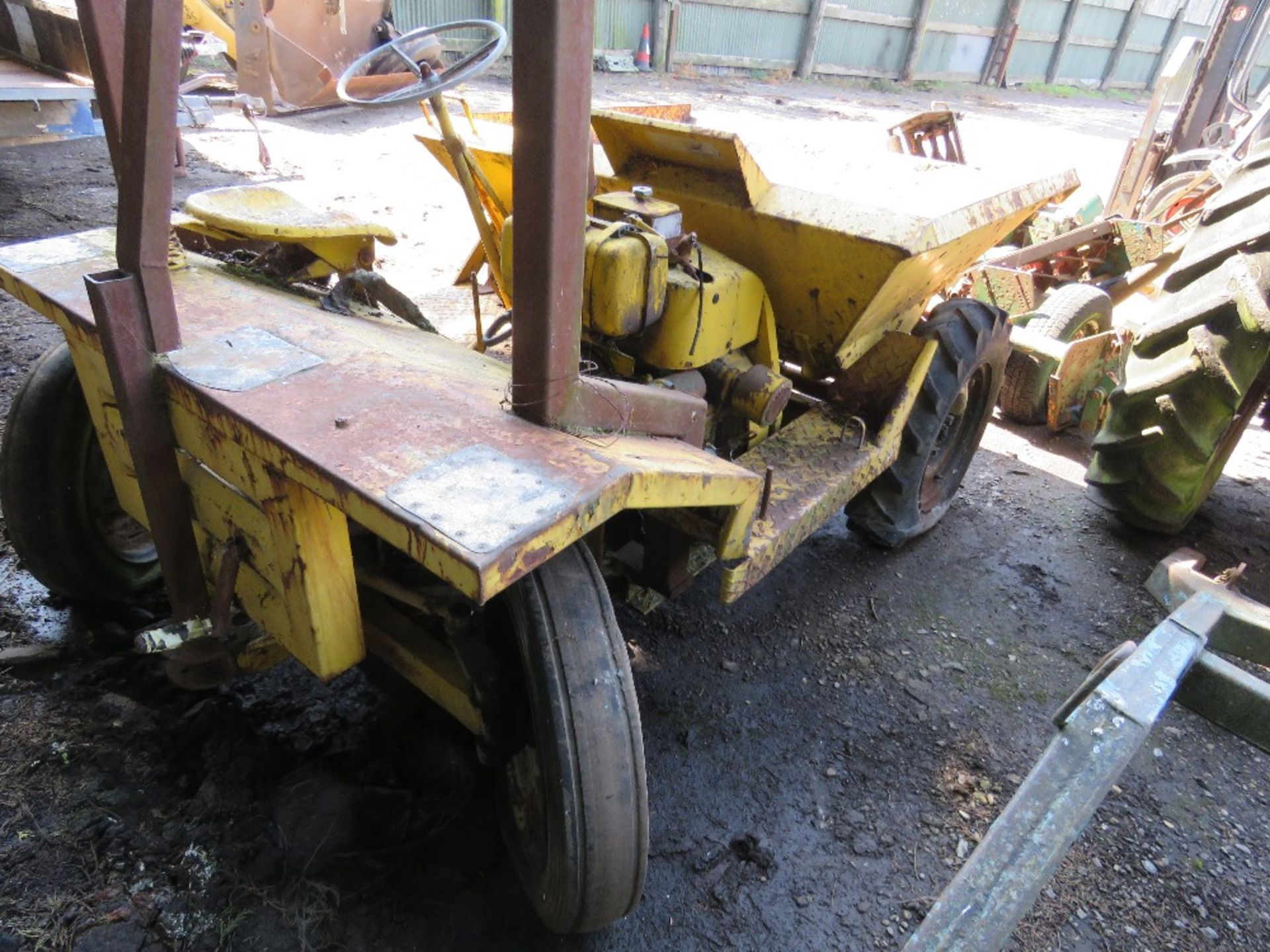 DIESEL ENGINED 2WD DUMPER. UNTESTED, CONDITION UNKNOWN.....THIS LOT IS SOLD UNDER THE AUCTIONEERS MA - Image 3 of 8