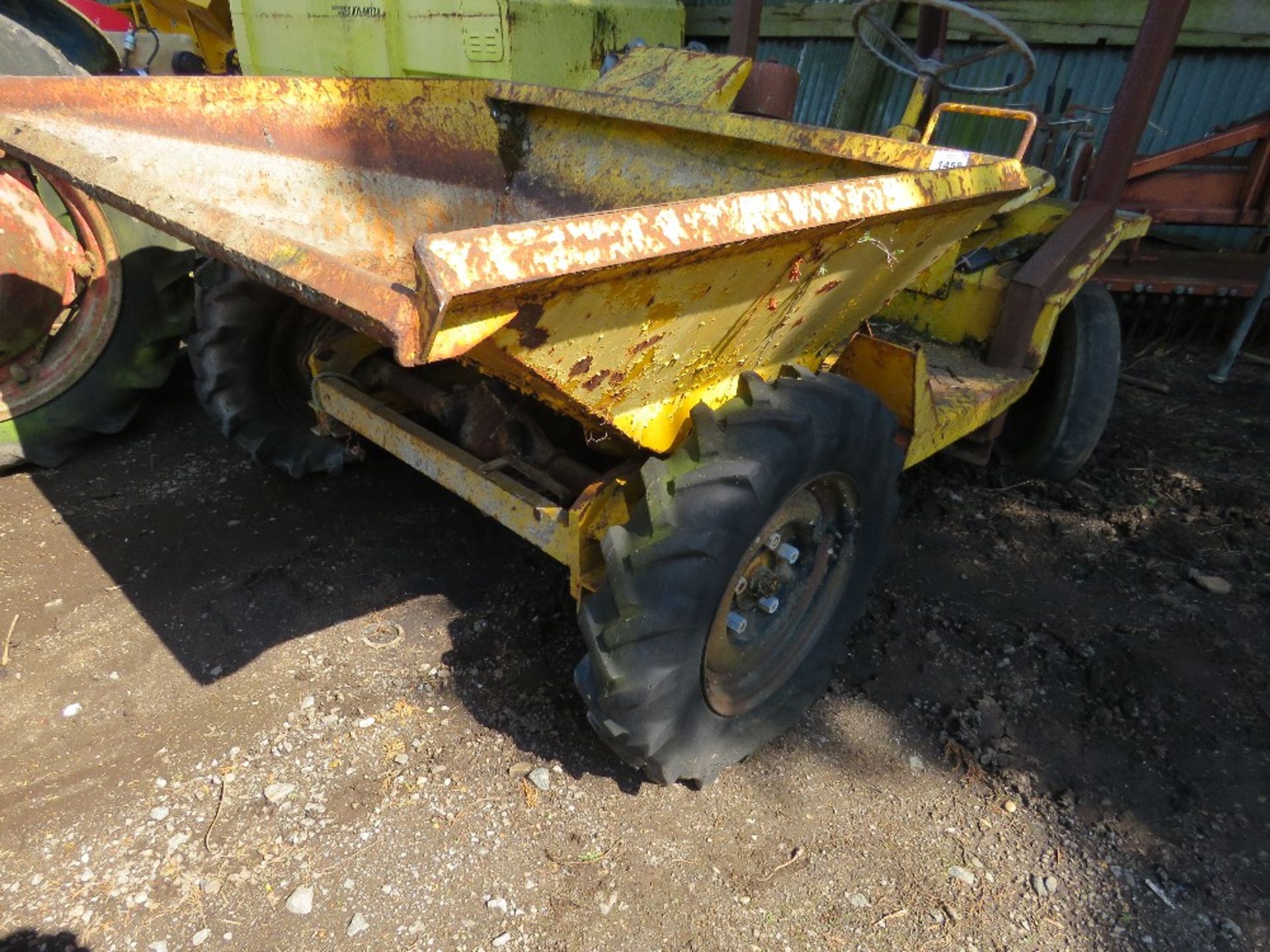 DIESEL ENGINED 2WD DUMPER. UNTESTED, CONDITION UNKNOWN.....THIS LOT IS SOLD UNDER THE AUCTIONEERS MA