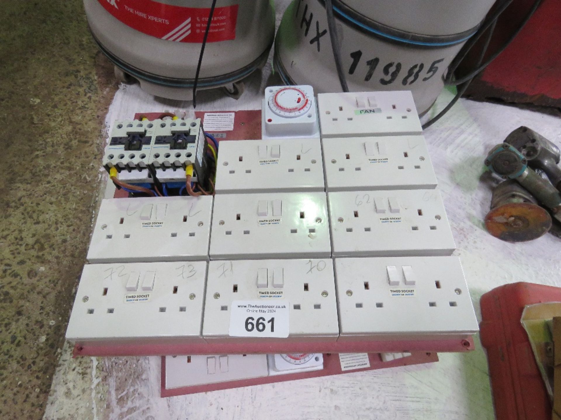 3 X ELECTRICAL DISTRIBUTION PANELS WITH CIRCUIT BREAKERS. - Image 2 of 3