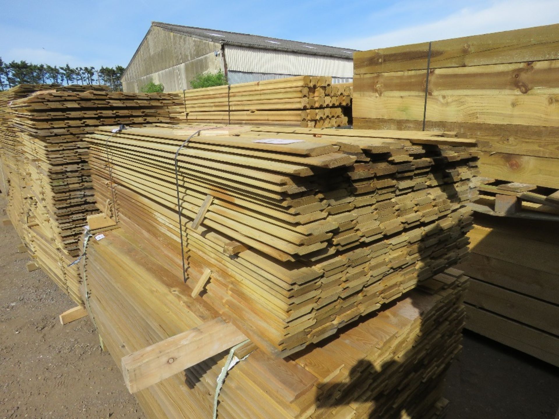 LARGE PACK OF TREATED OVERLAP SHIPLAP TIMBER CLADDING BOARDS 19MM X 100MM @ 1725MM LENGTH APPROX. 2 - Image 2 of 5
