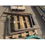2 X PAIRS OF FORKLIFT TINE, 1M LENGTH APPROX SUITABLE FOR 16" CARRIAGE