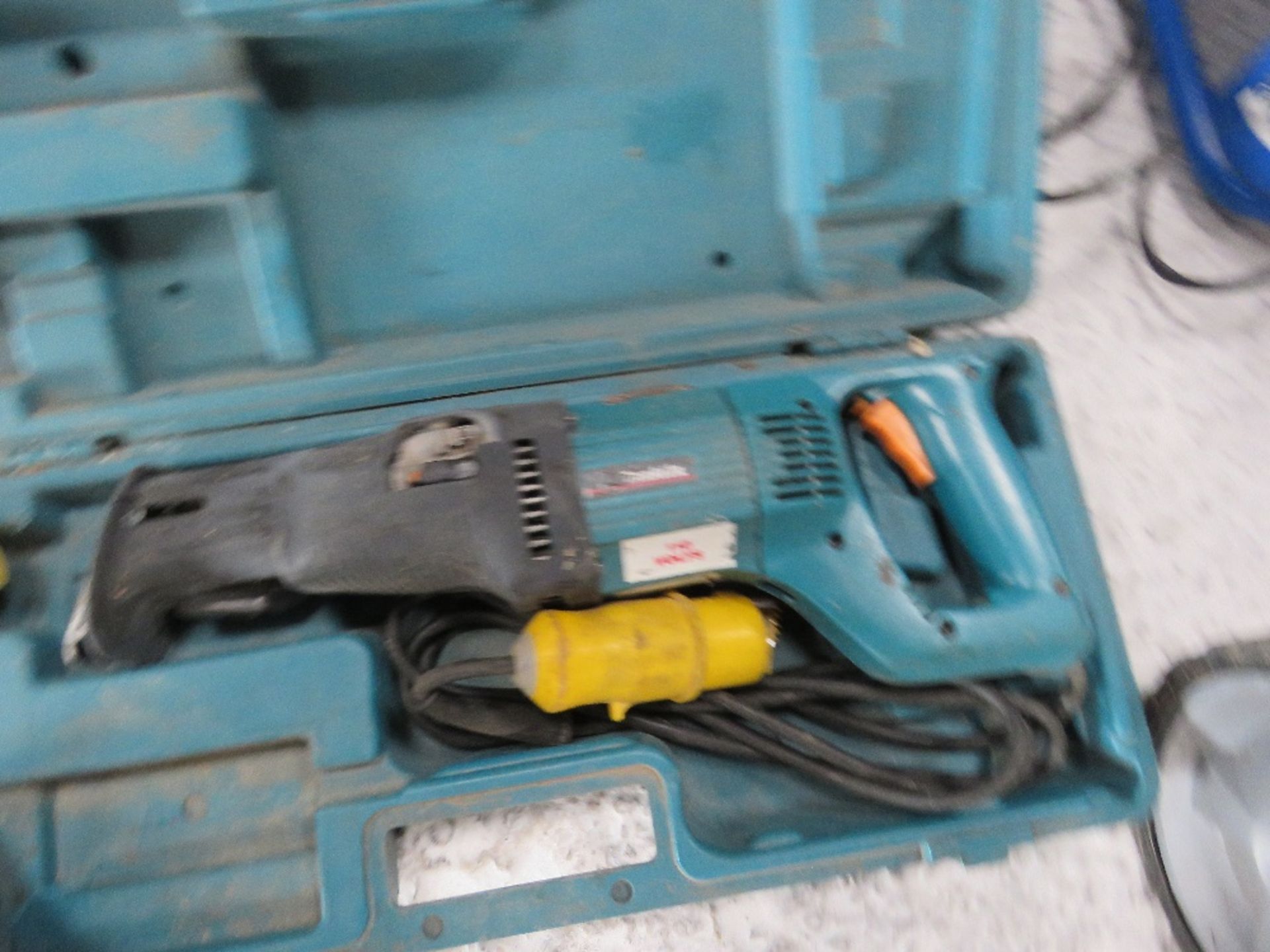 MAKITA 110VOLT GRINDER PLUS A RECIPROCATING SAW.....THIS LOT IS SOLD UNDER THE AUCTIONEERS MARGIN SC - Image 2 of 3