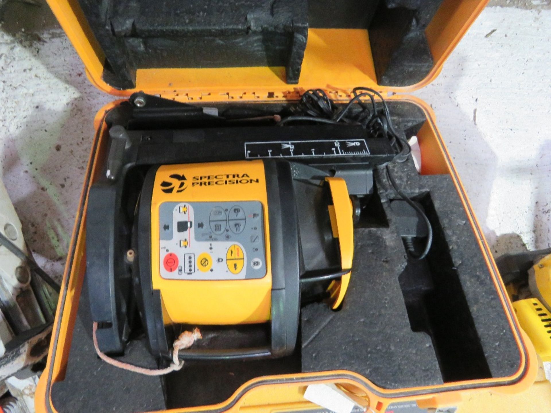 SPECTRA PRECISION LASER LEVEL SET IN A CASE. DIRECT FROM LOCAL COMPANY.