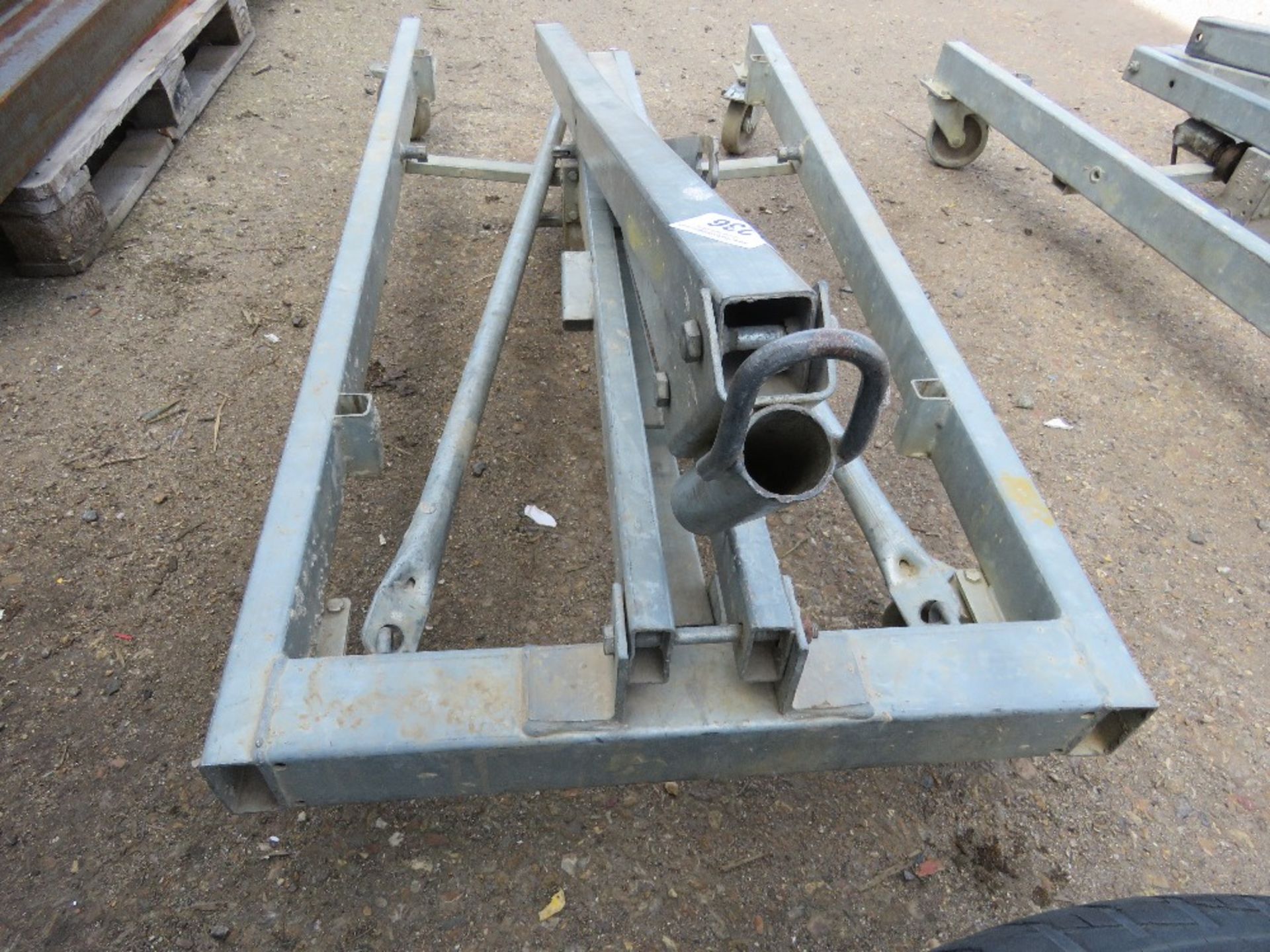 GALVANISED PLASTER BOARD LIFTING FRAME.....THIS LOT IS SOLD UNDER THE AUCTIONEERS MARGIN SCHEME, THE - Image 4 of 4