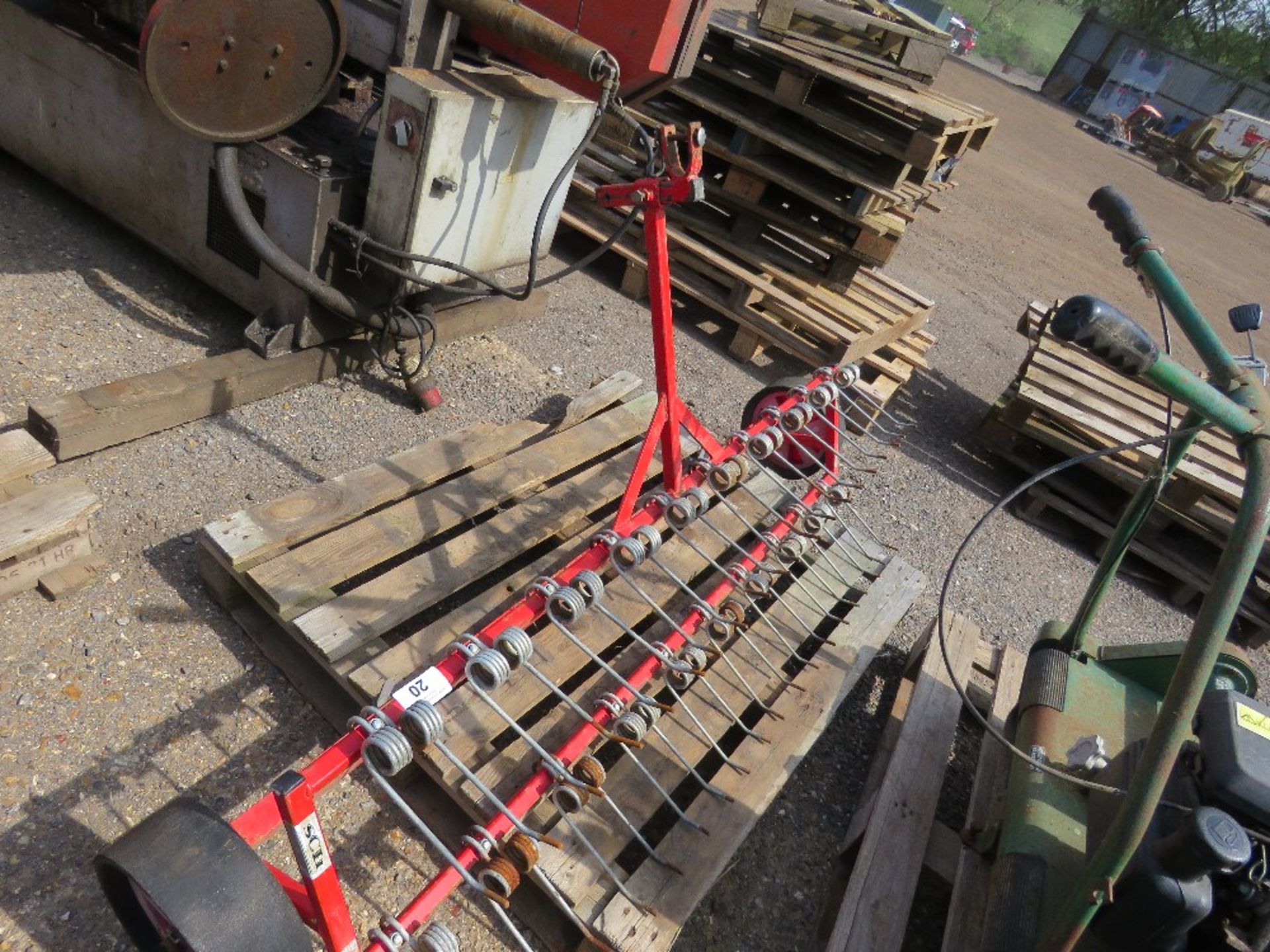 SCH TOWED GRASS RAKE WITH SPRING TINES, 6FT WIDTH APPROX.....THIS LOT IS SOLD UNDER THE AUCTIONEERS