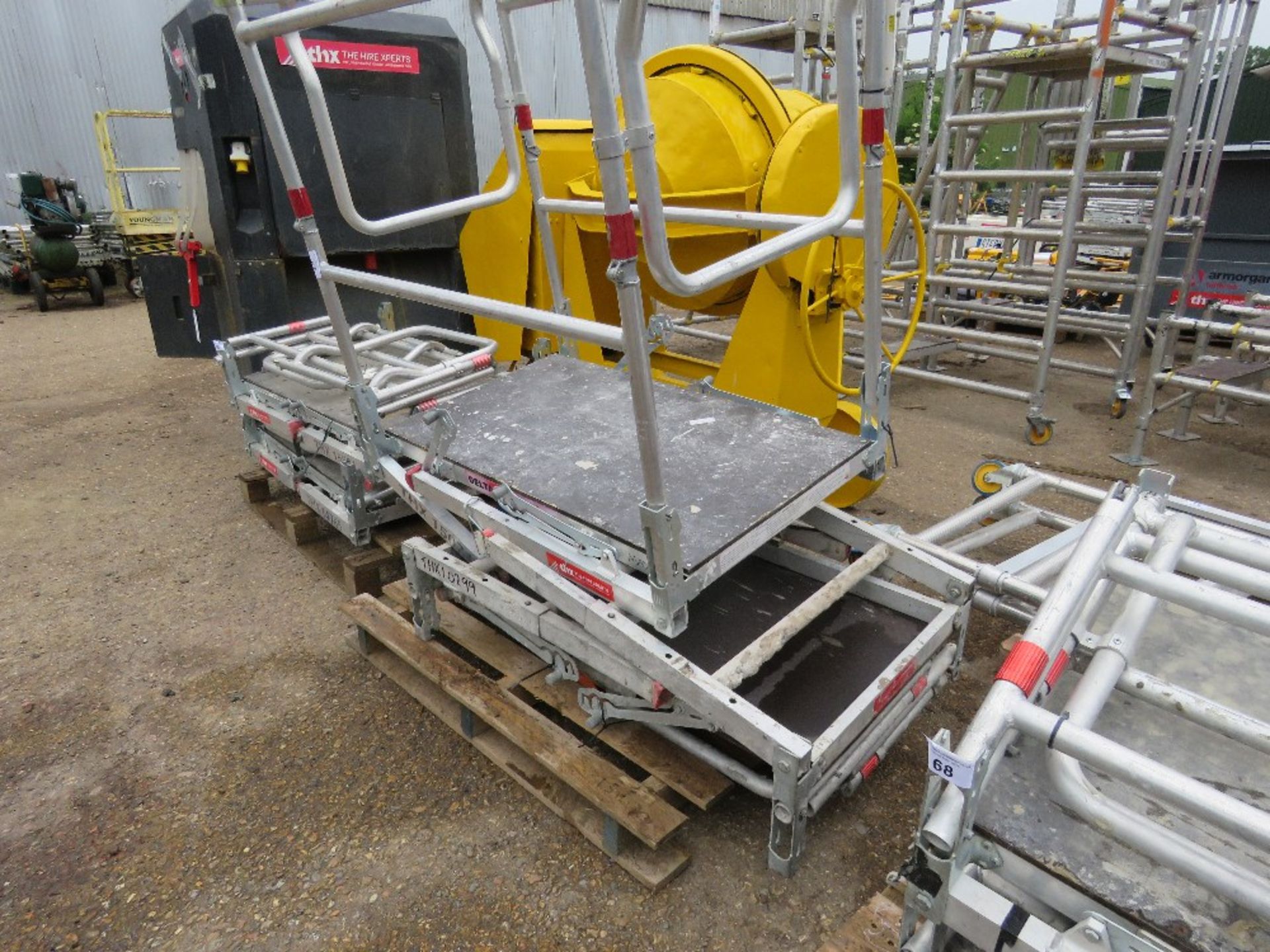 2 X DELTA DECK ALUMINIUM WORK PLATFORMS. THX15074,10299 - Image 3 of 4