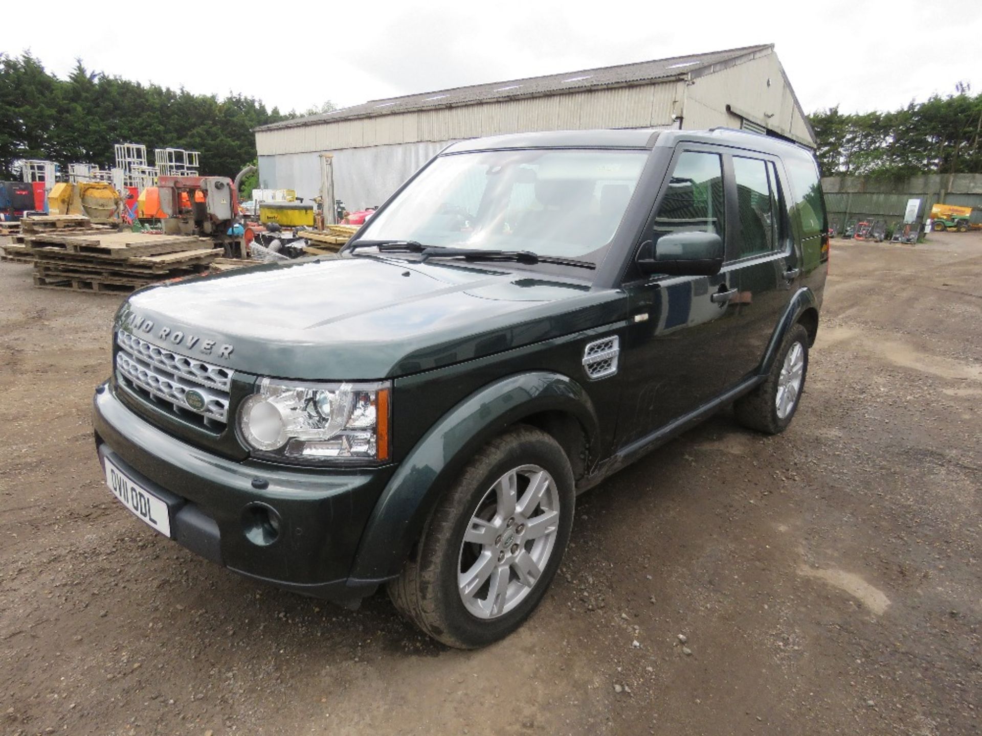 LANDROVER DISCOVERY 4 SDV6 XS 7 SEAT CAR REG:OV11 ODL. WITH V5 AND MOT UNTIL 19/09/24. 3 X KEYS. AU - Image 5 of 21