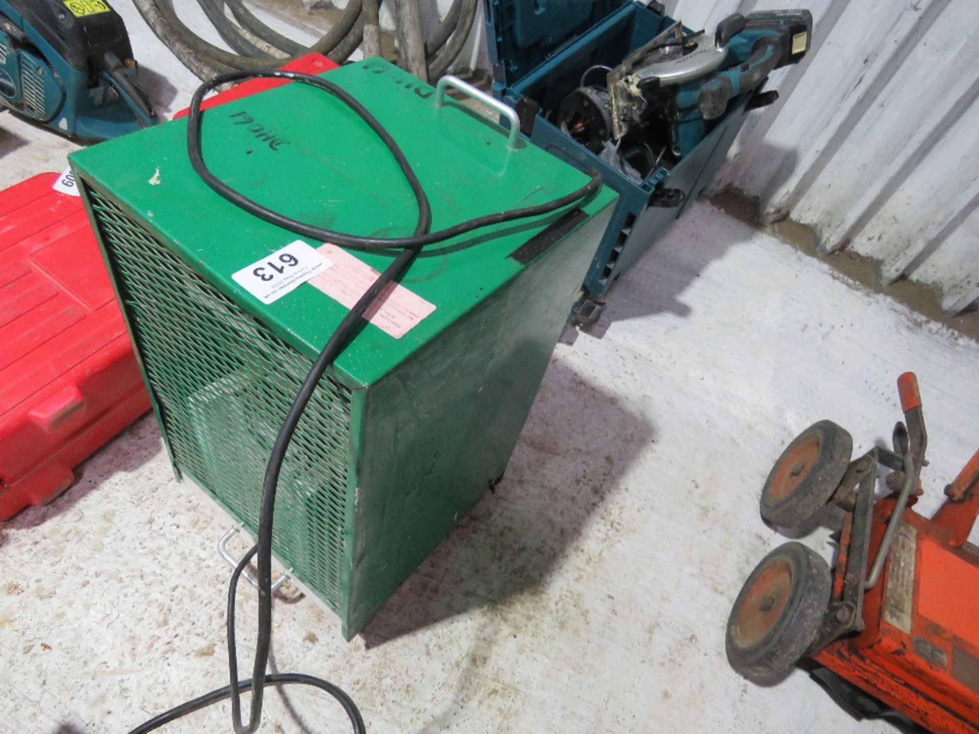 EBAC 240VOLT DEHUMIDIFIER. - Image 2 of 3