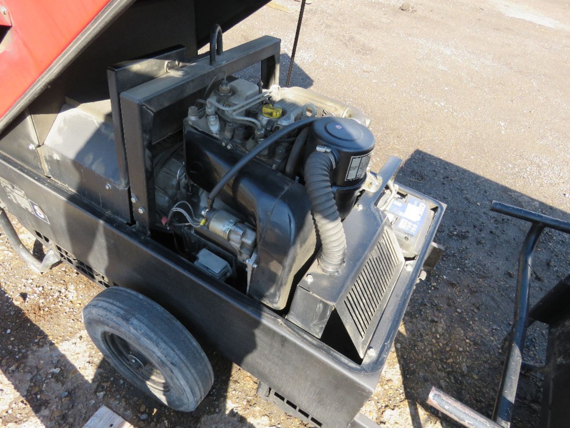 MOSA TS300 BARROW GENERATOR. WHEN TESTED WAS SEEN TO RUN AND SHOWED POWER. DIRECT FROM LOCAL COMPANY - Image 6 of 7