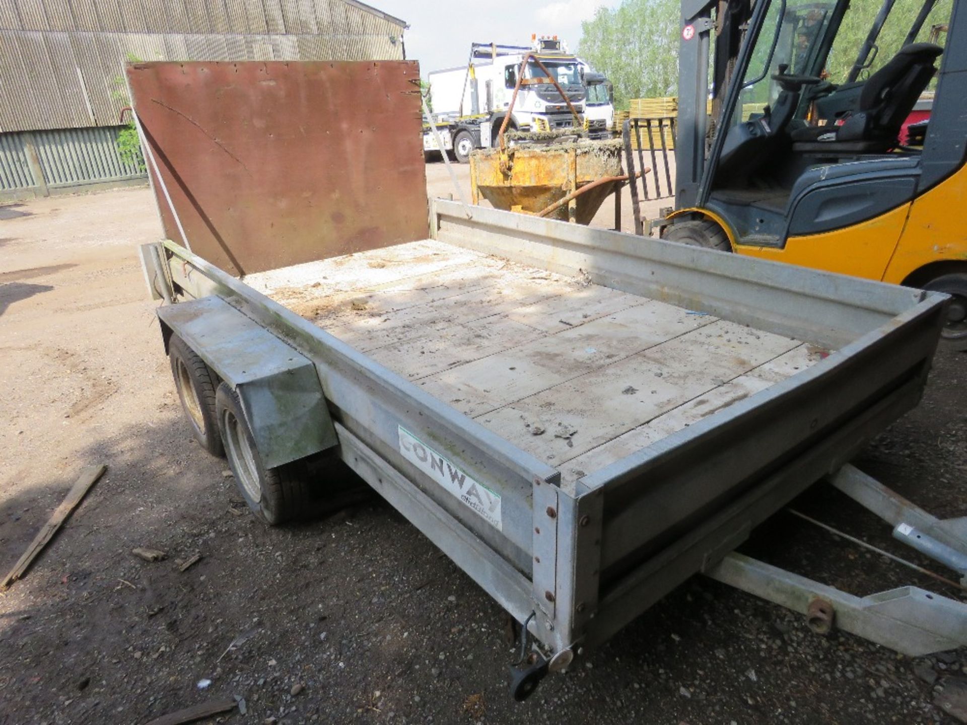 CONWAY TWIN AXLED PLANT TRAILER WITH REAR RAMP 10FT X 6FT APPROX.....THIS LOT IS SOLD UNDER THE AUCT - Image 3 of 8