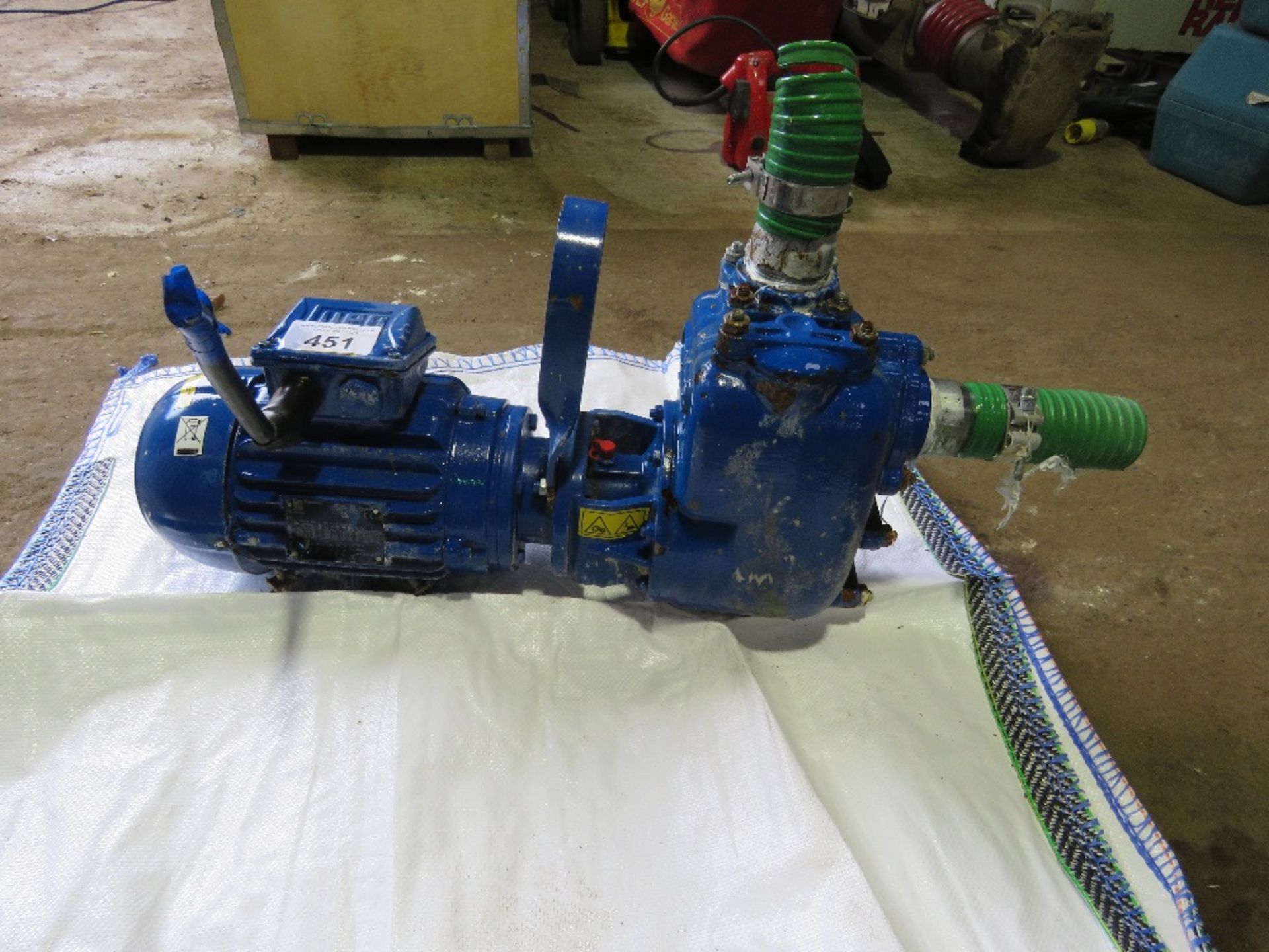 HIGH VOLUME WATER PUMP. WORKING WHEN REMOVED. DONE 4 MONTHS WORK ONLY. SOURCED FROM COMPANY LIQUIDA