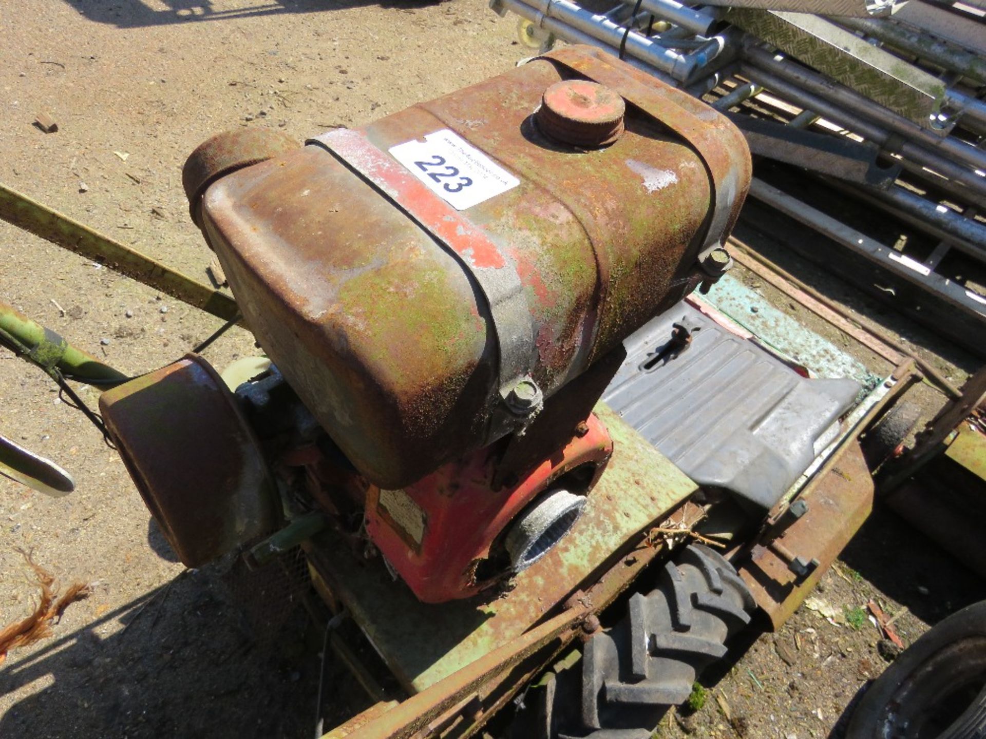 2 X PETROL ENGINED ROUGH CUT MOWERS....THIS LOT IS SOLD UNDER THE AUCTIONEERS MARGIN SCHEME, THEREFO - Image 7 of 7