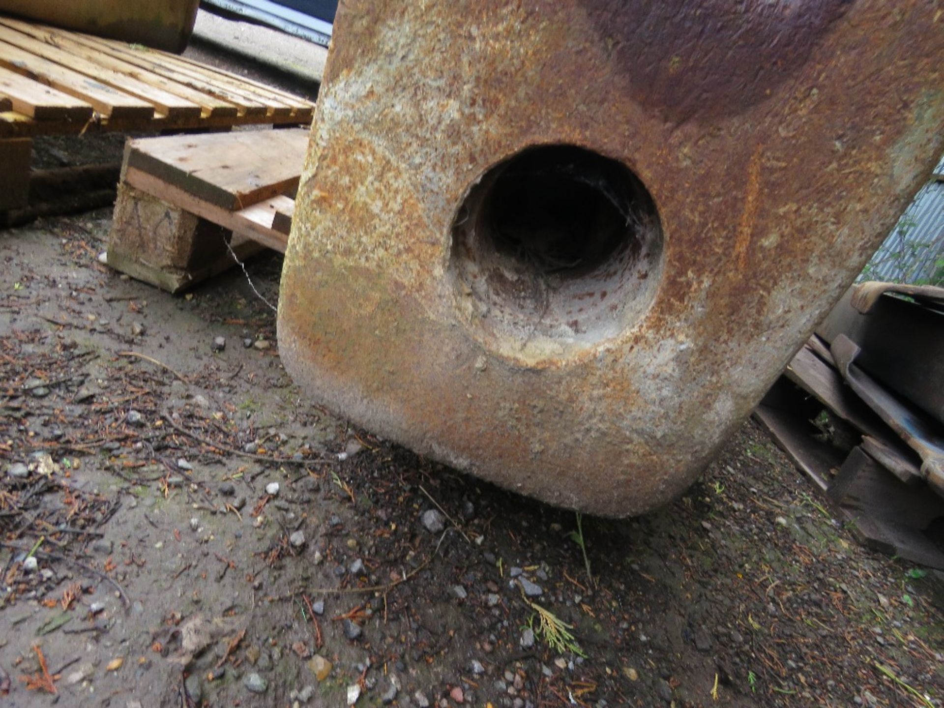 UBTECH UBT-18U3 EXCAVATOR MOUNTED HYDRAULIC BREAKER, YELLOW COLOURED ...