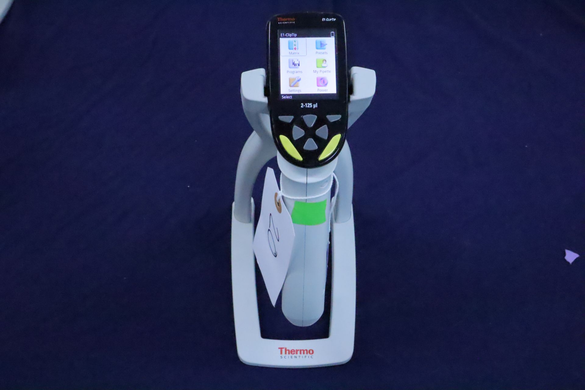 Thermo Scientific E1-ClipTip 8 Channel Pipetting System 2-125 uL with stand and charger - Image 5 of 6