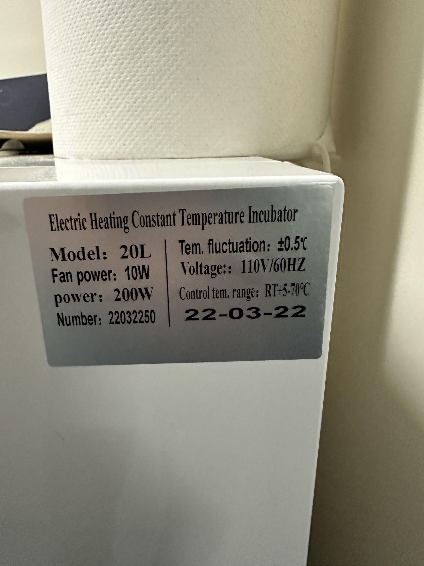 Vevor Electric Heating Constant Temperature Incubator - Image 3 of 3