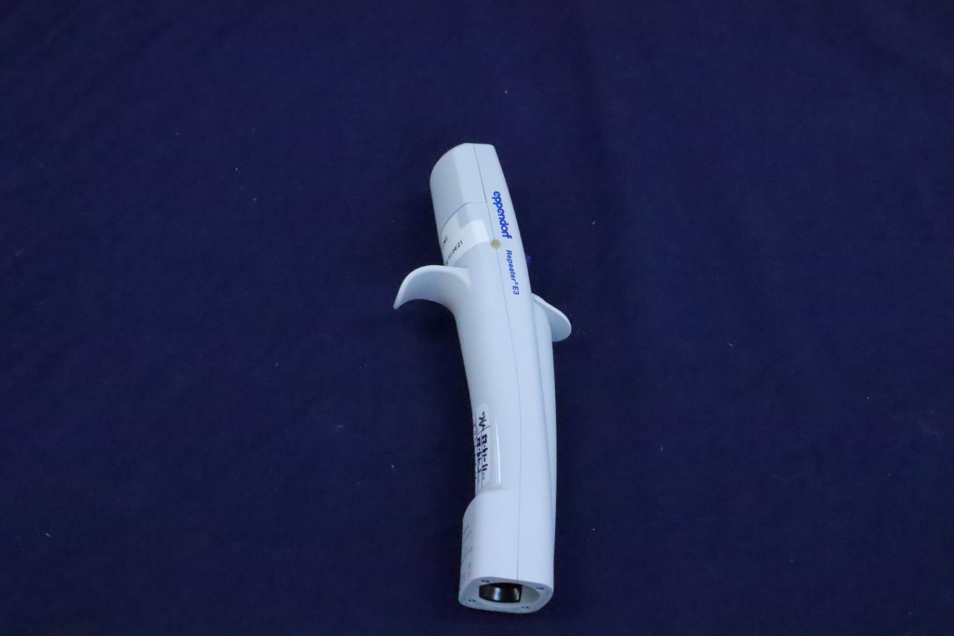 Eppendorf E3 Repeater Pipette with charger - Image 2 of 5
