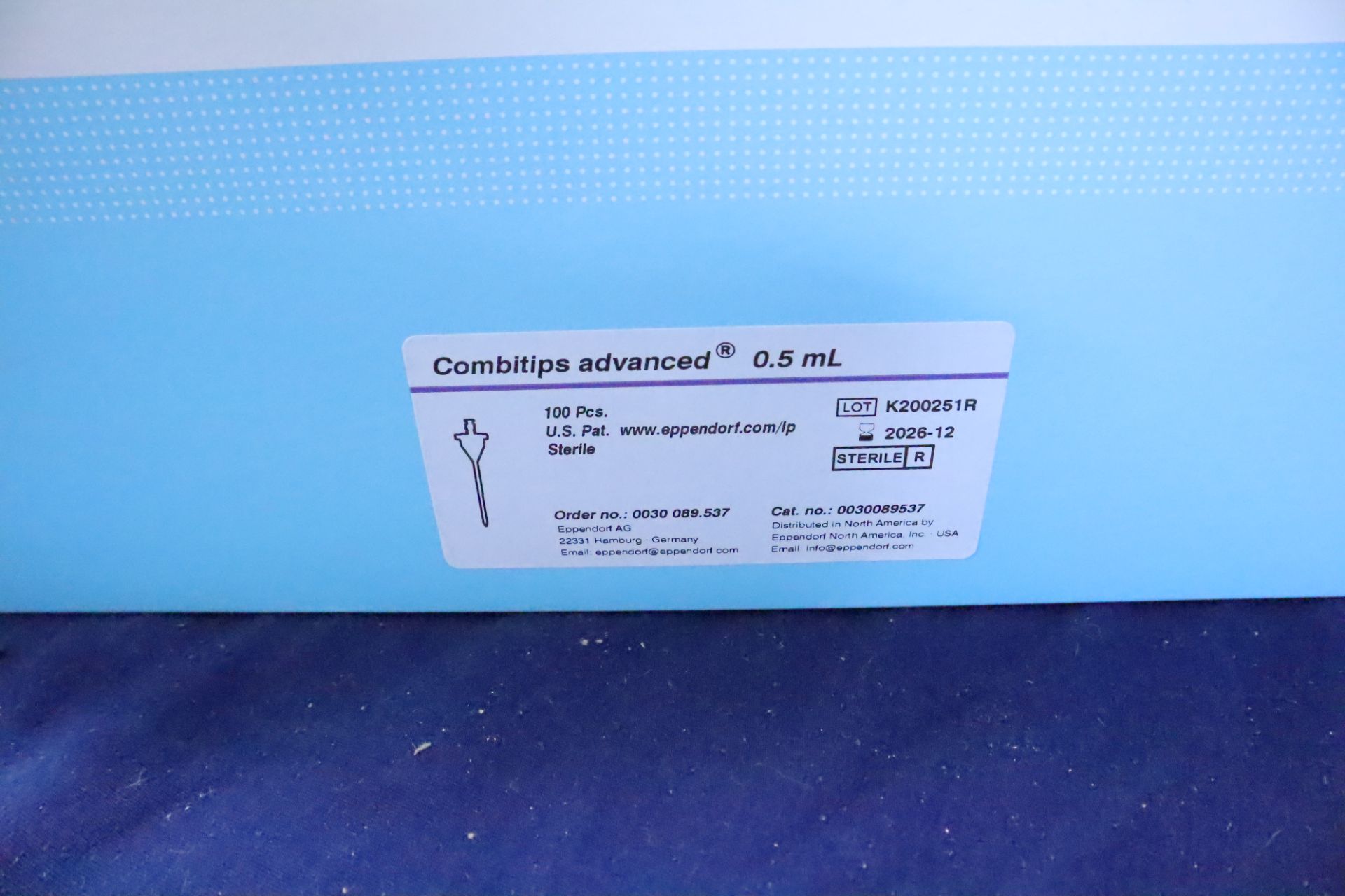 (NIB) Eppendorf Combitips advanced tips for Multipette - 100 per box - 2.5 mL & 0.5 mL - Image 9 of 9